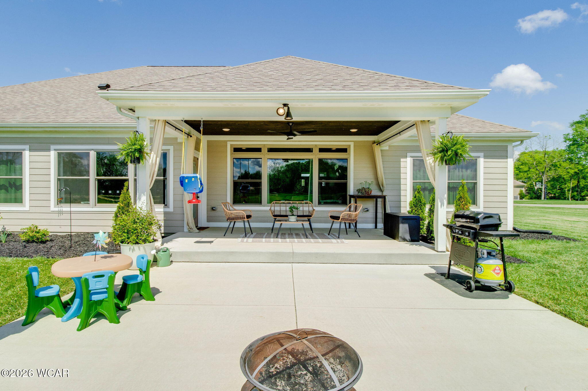 1263 Cole Harbor Drive, Troy, Ohio