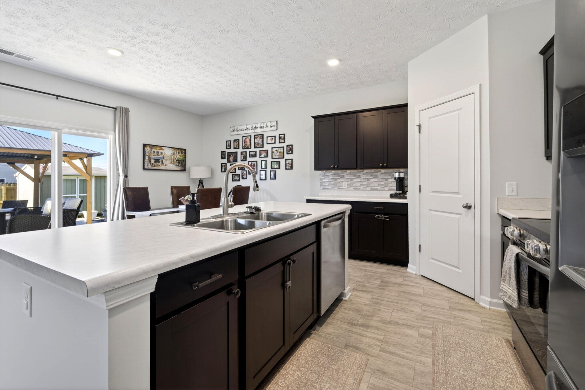 5195 Burton Drive, Springfield, Ohio 45503