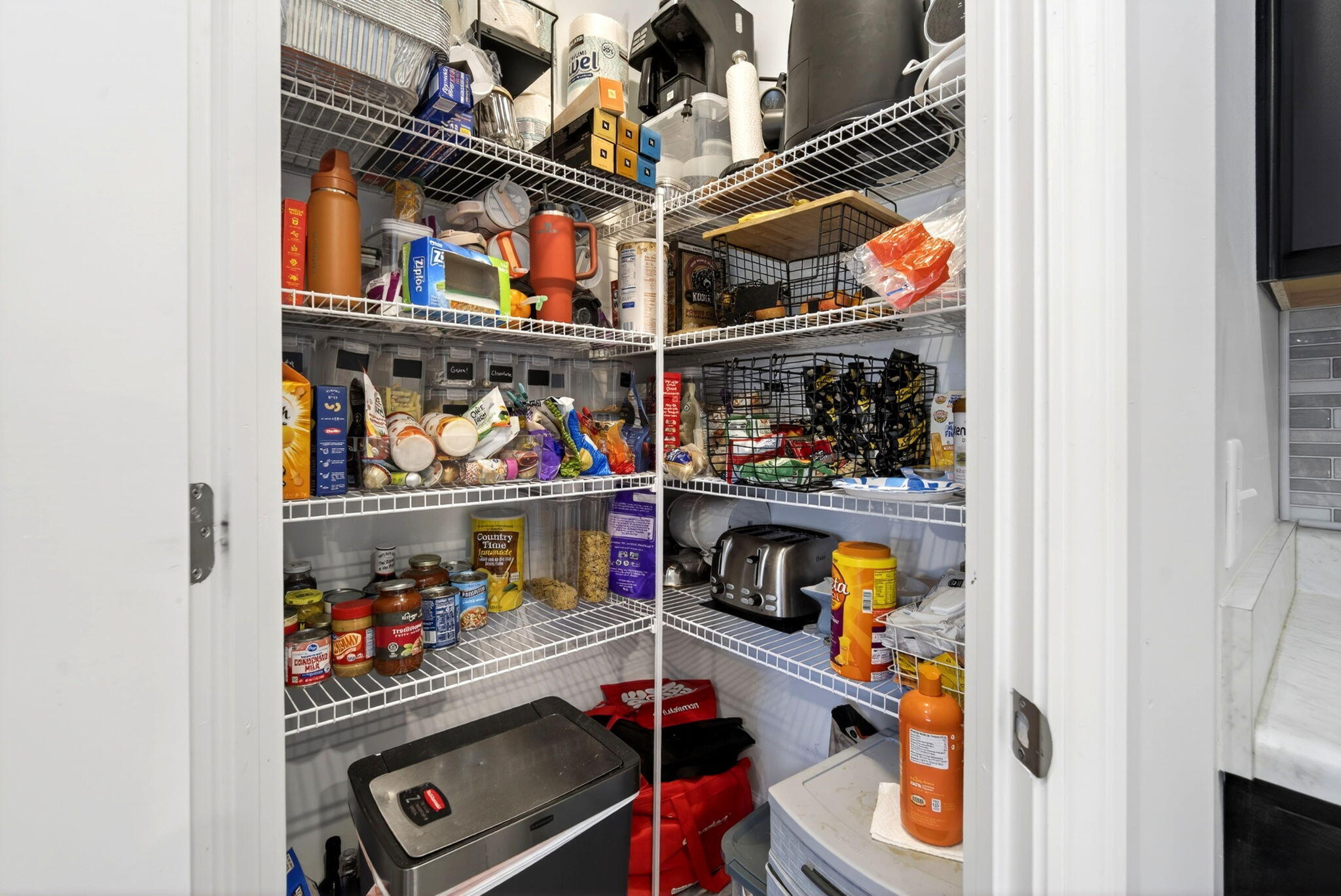 5195 Burton Drive, Springfield, Ohio 45503
