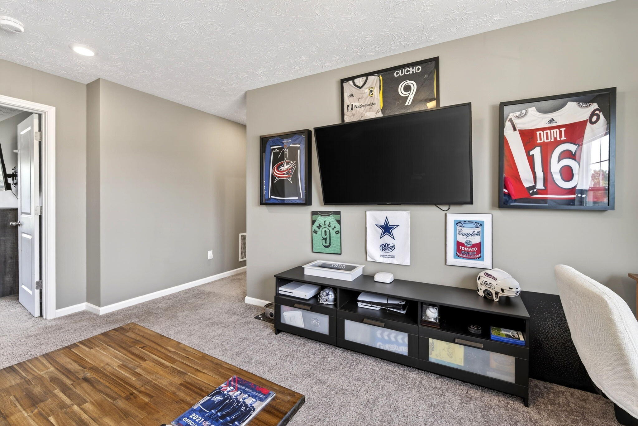 5195 Burton Drive, Springfield, Ohio 45503
