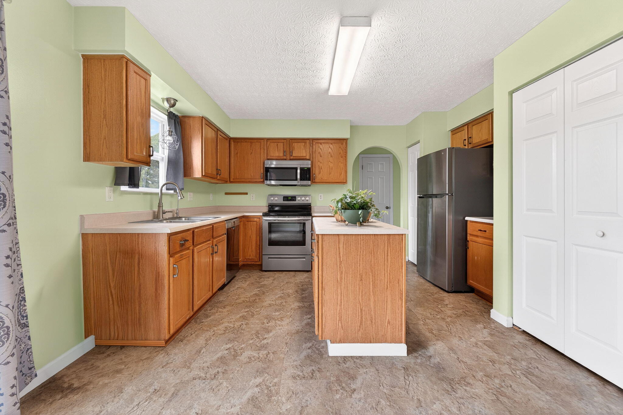 1535 Patricia Drive, Marysville, Ohio 43040