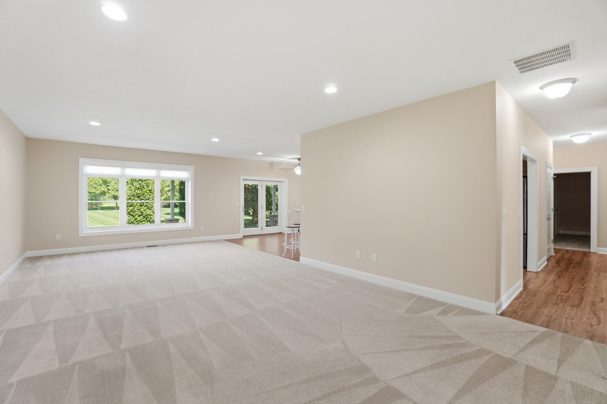 1952 Barnhart Road, Troy, Ohio 45373