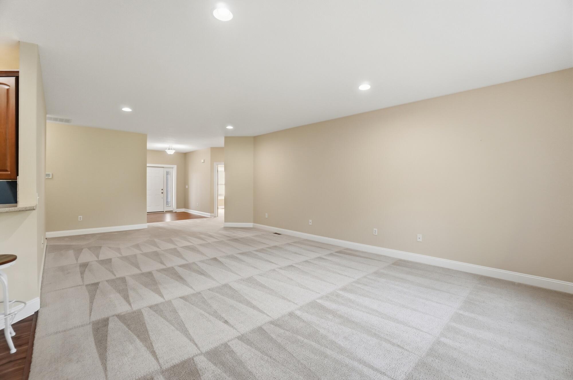1952 Barnhart Road, Troy, Ohio 45373