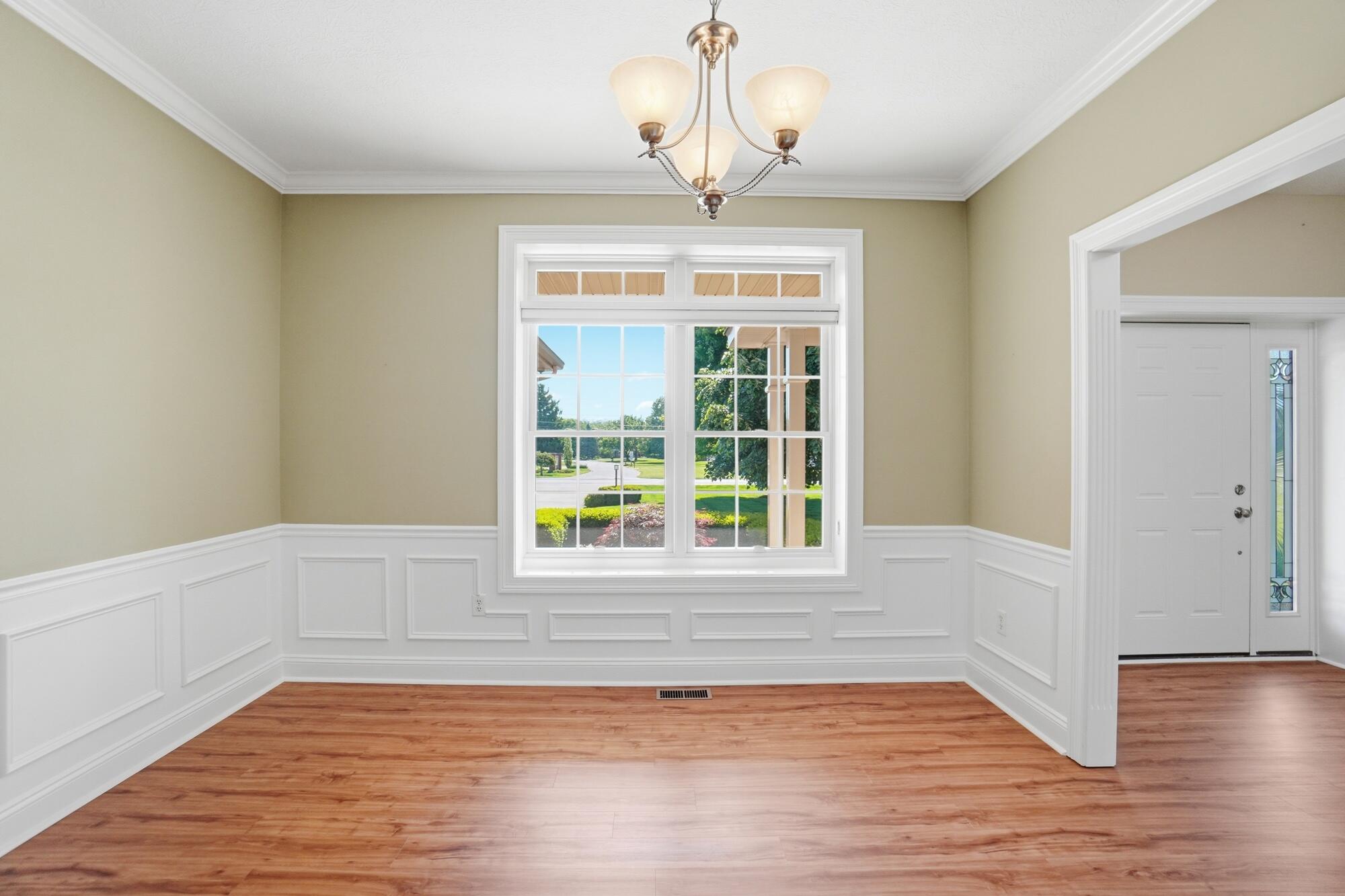 1952 Barnhart Road, Troy, Ohio 45373