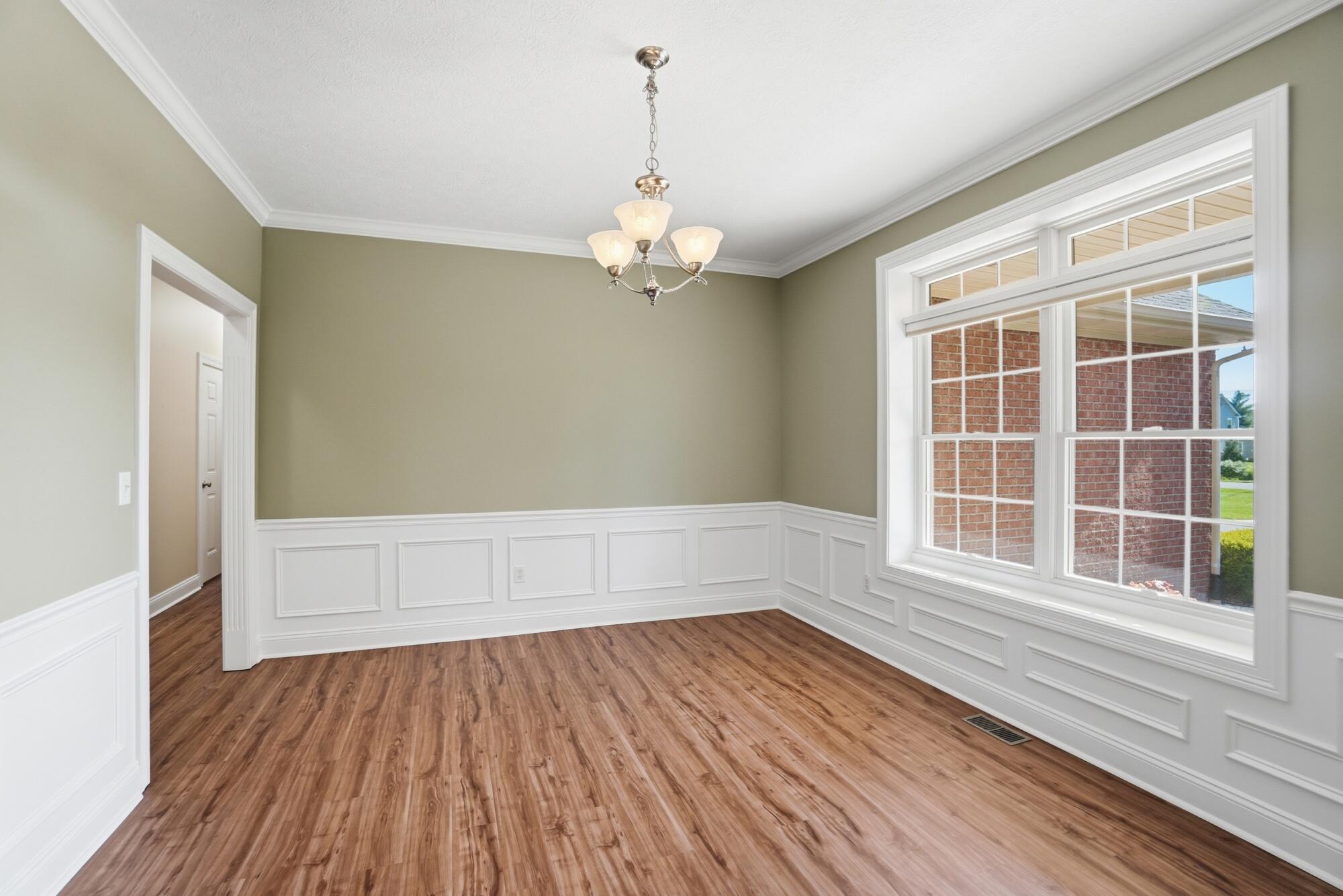 1952 Barnhart Road, Troy, Ohio 45373