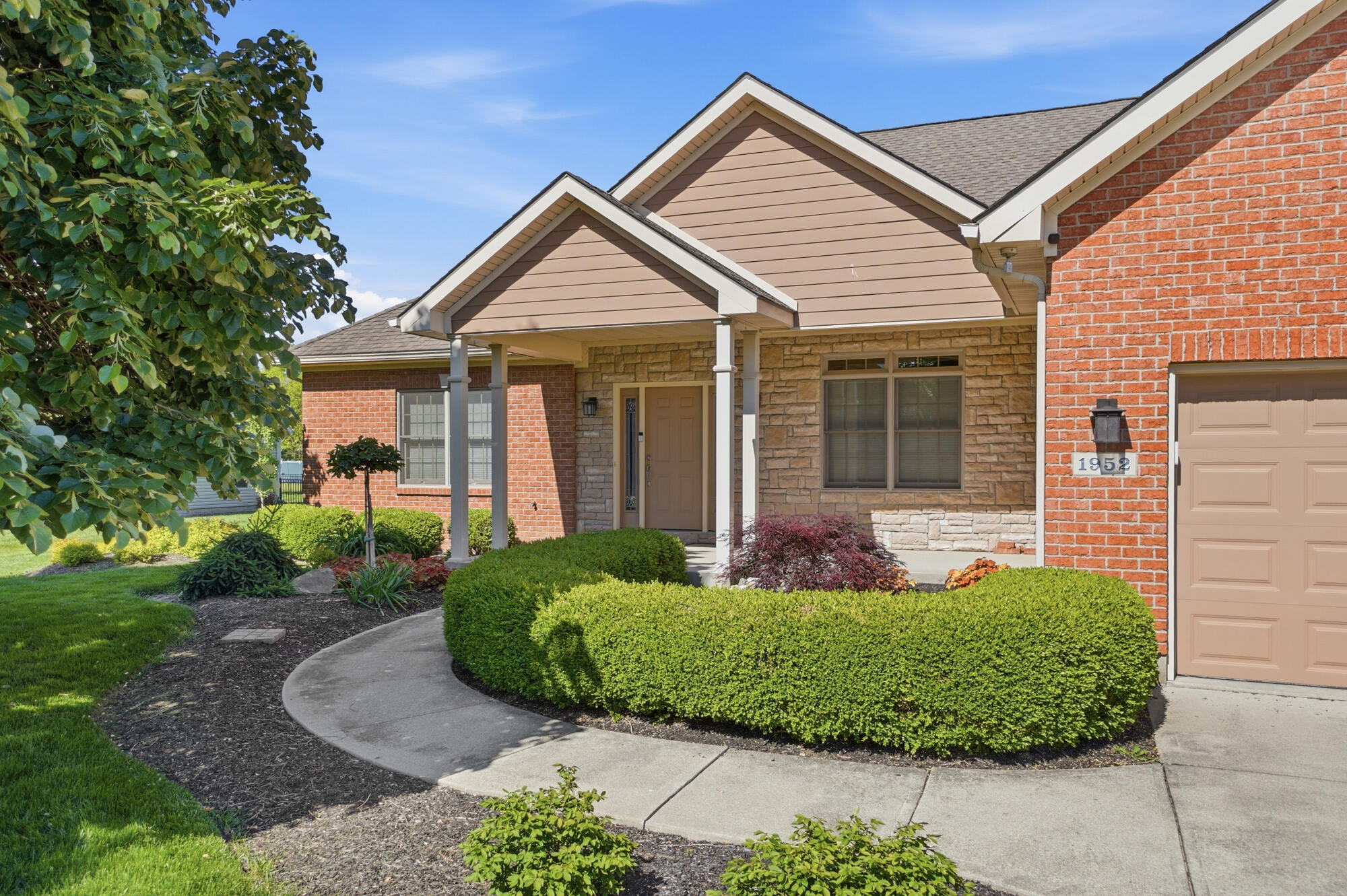 1952 Barnhart Road, Troy, Ohio 45373