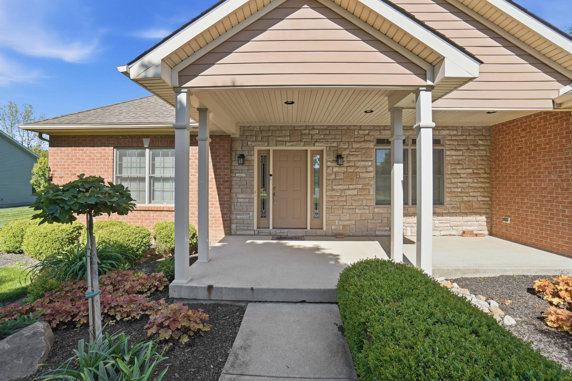 1952 Barnhart Road, Troy, Ohio 45373