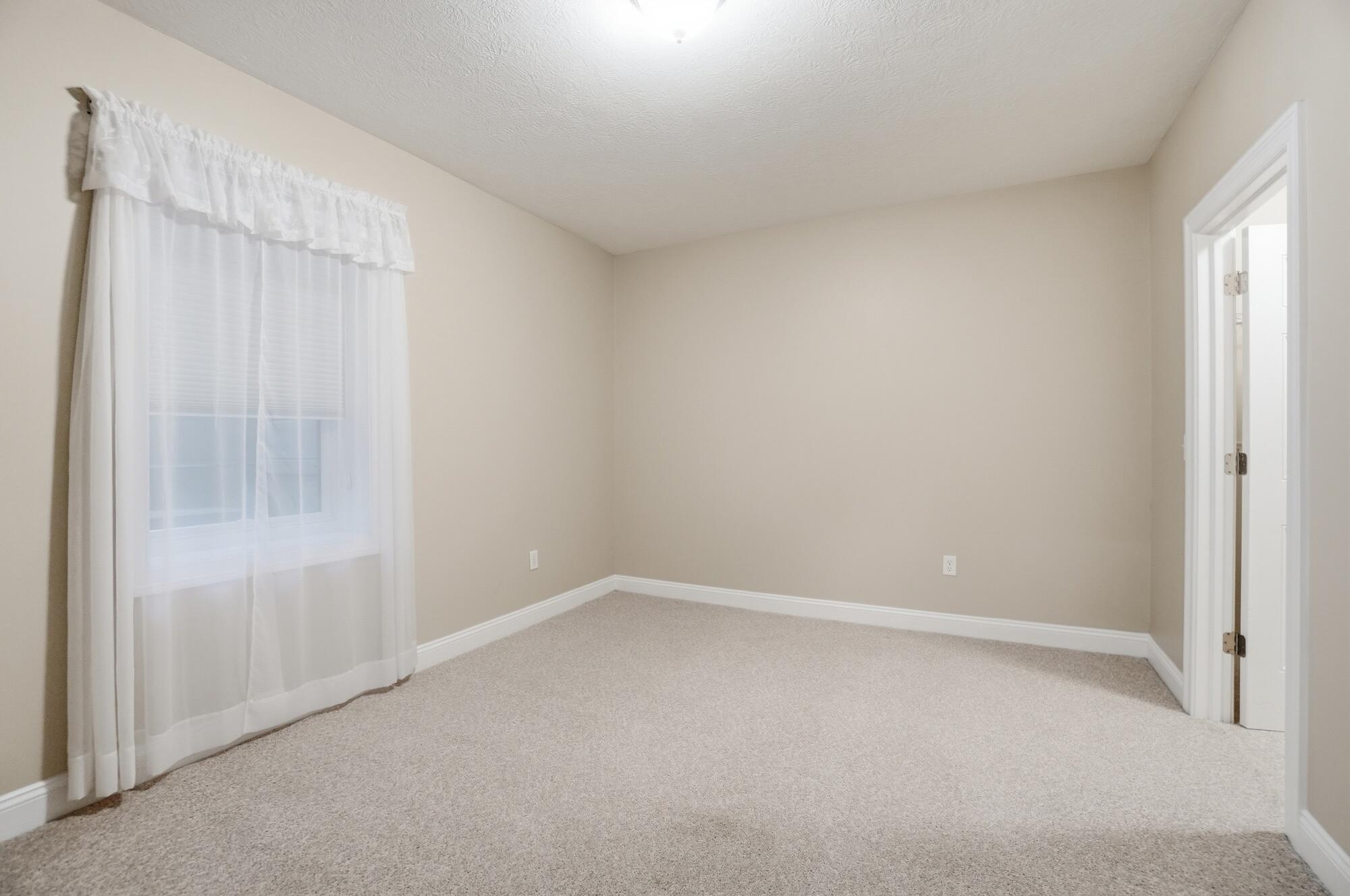 1952 Barnhart Road, Troy, Ohio 45373