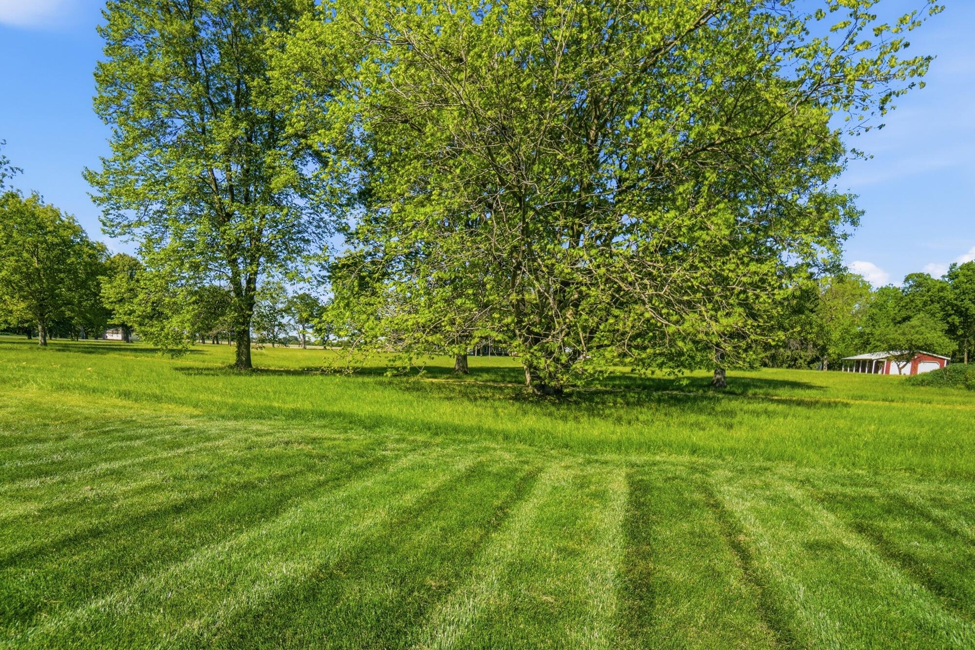 1952 Barnhart Road, Troy, Ohio 45373