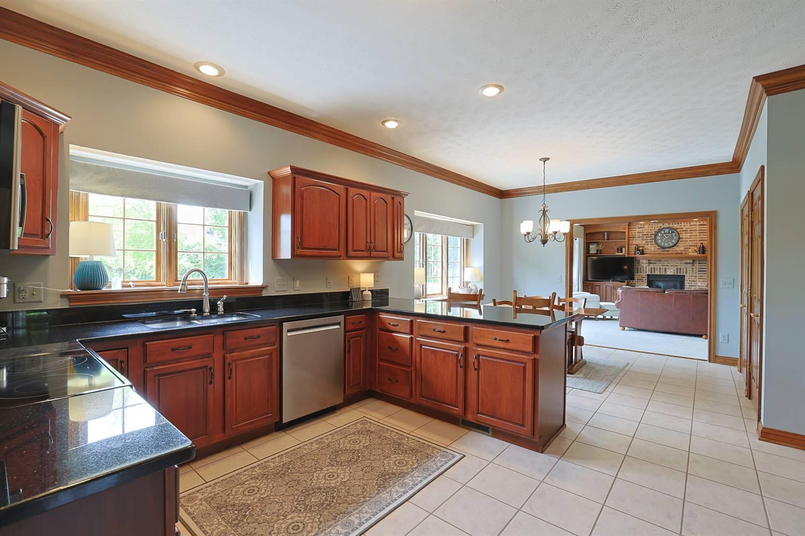638 Primrose Lane, Tipp City, Ohio 45371