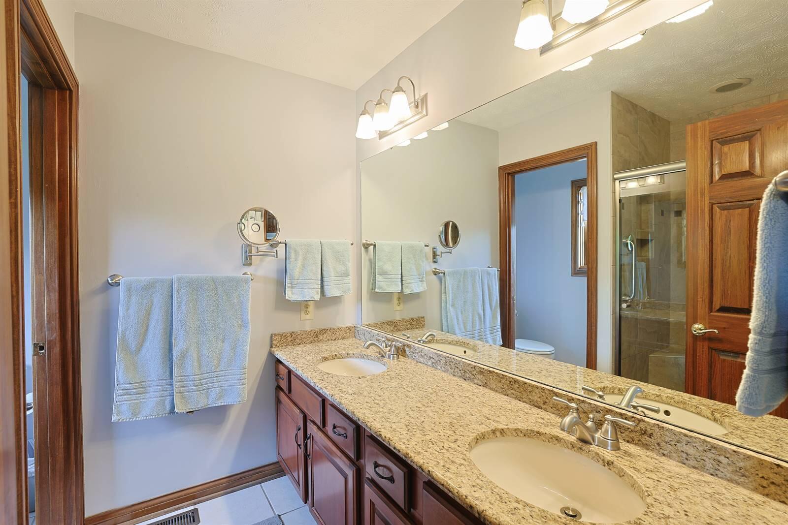 638 Primrose Lane, Tipp City, Ohio 45371