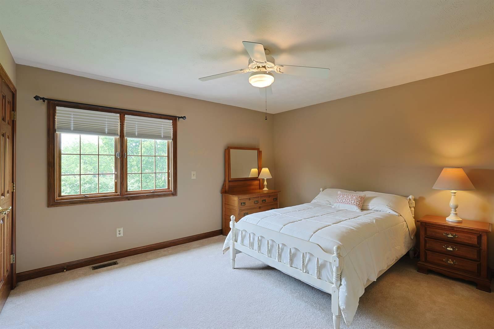 638 Primrose Lane, Tipp City, Ohio 45371