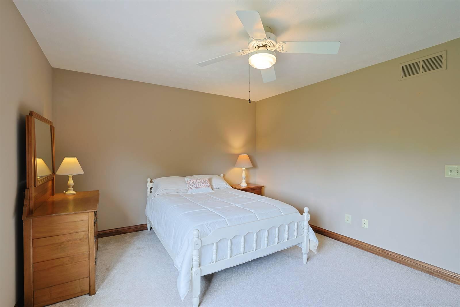638 Primrose Lane, Tipp City, Ohio 45371