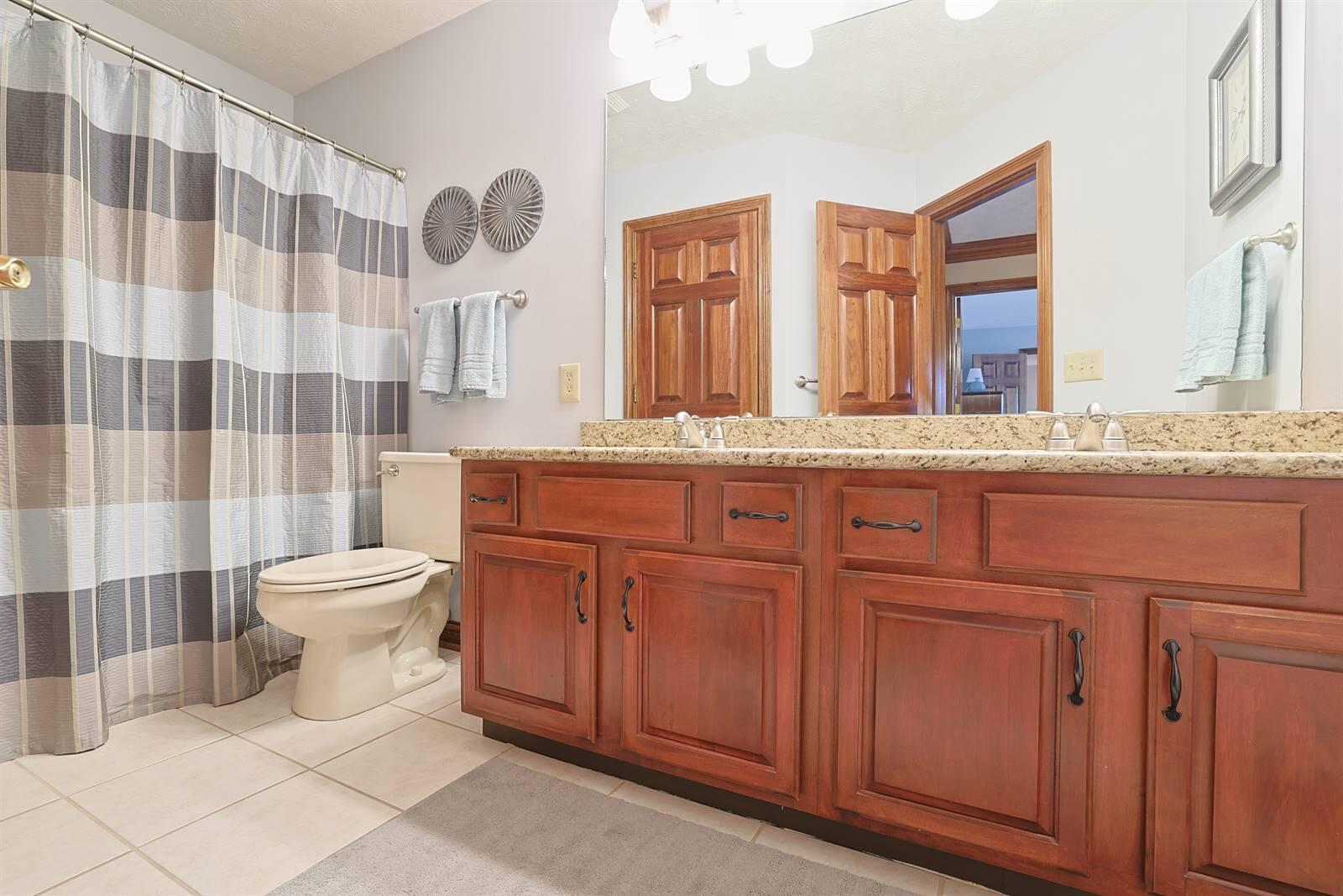 638 Primrose Lane, Tipp City, Ohio 45371