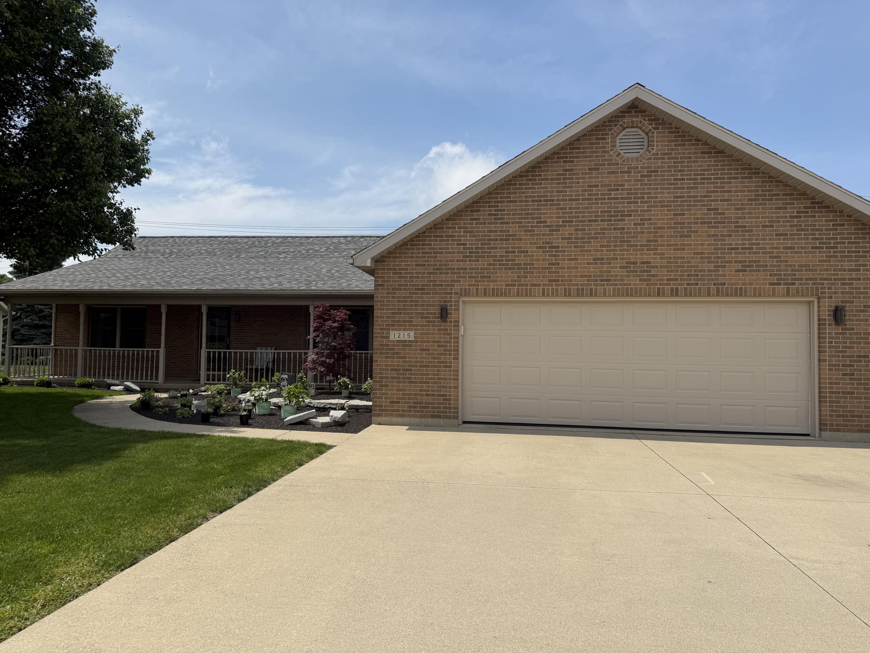 1215 Kimberly Drive, Saint Marys, Ohio 45885