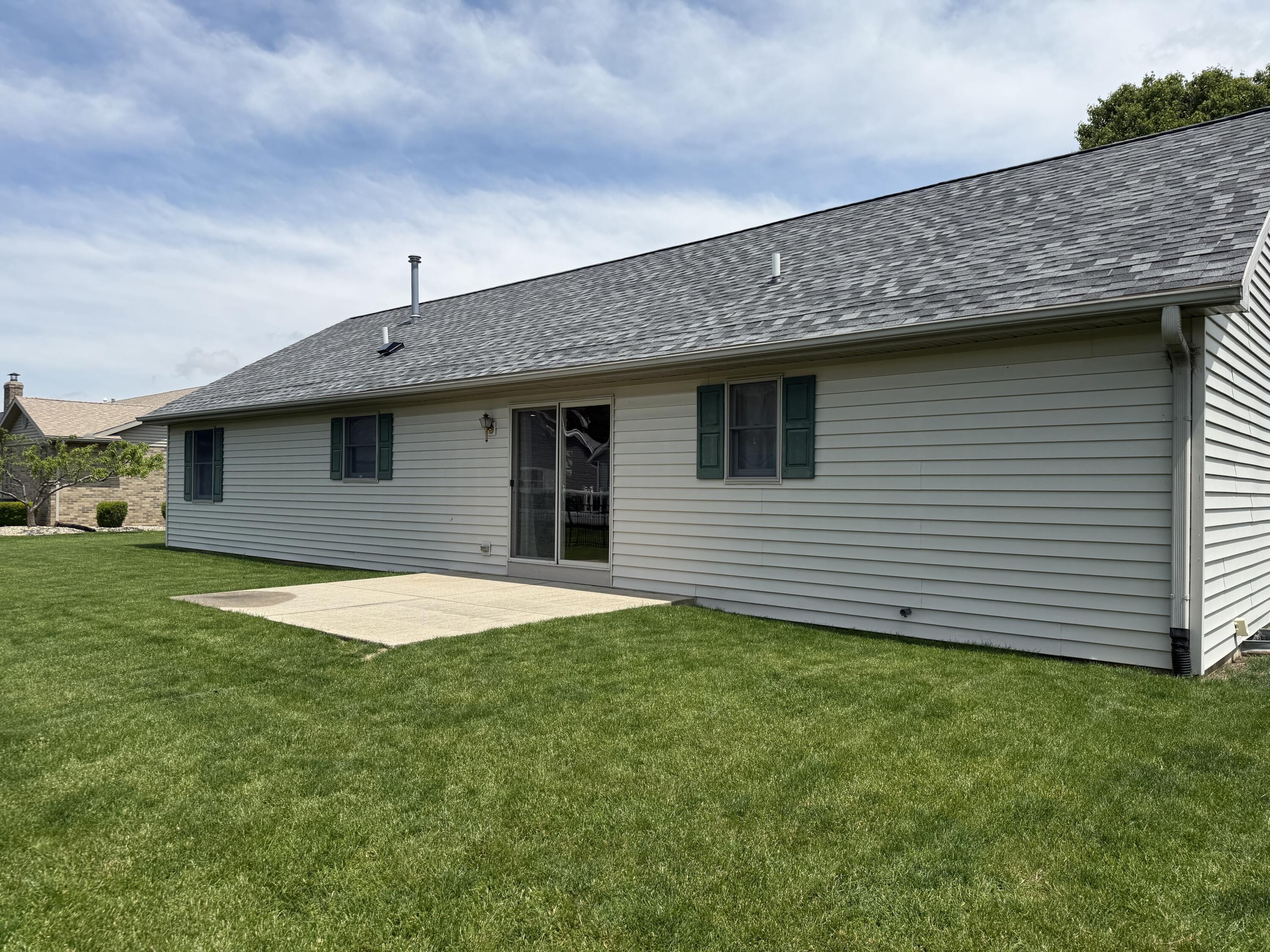 1215 Kimberly Drive, Saint Marys, Ohio 45885
