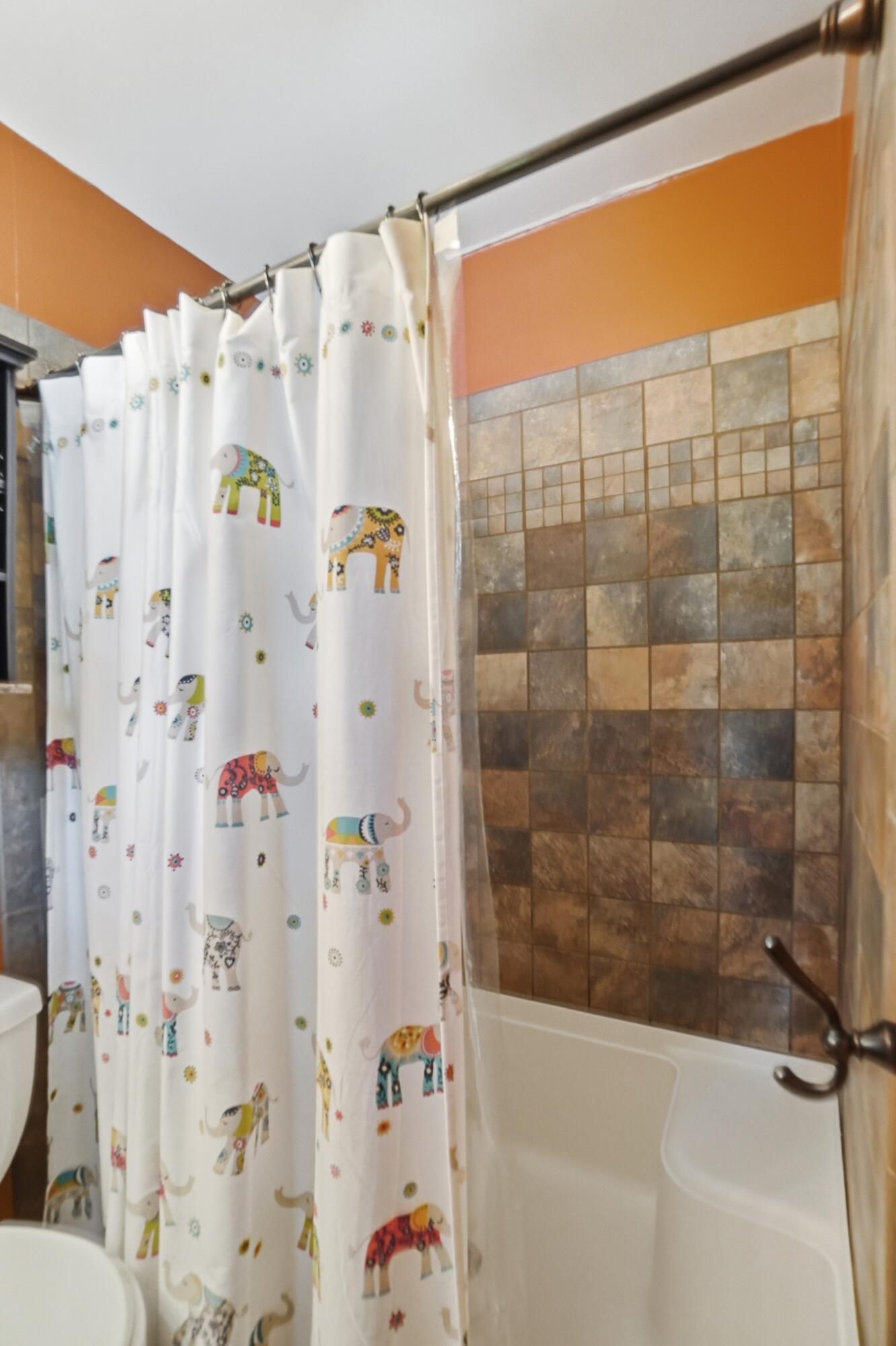 115 Barnsbury Drive, Lima, Ohio 45804
