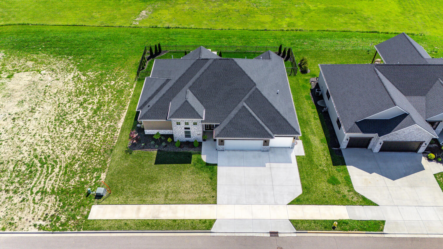 960 Rosenthal Drive, Tipp City, Ohio 45371