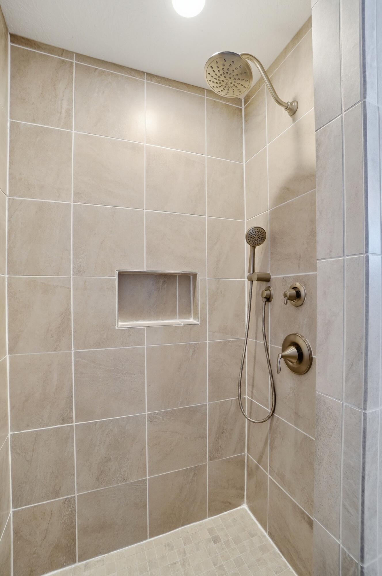 7052 Inchcape Lane, Dublin, Ohio 43016