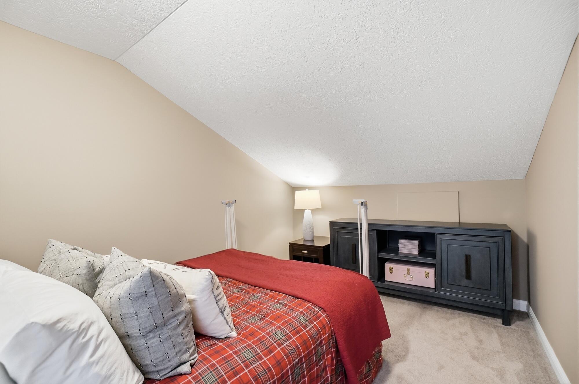 7052 Inchcape Lane, Dublin, Ohio 43016