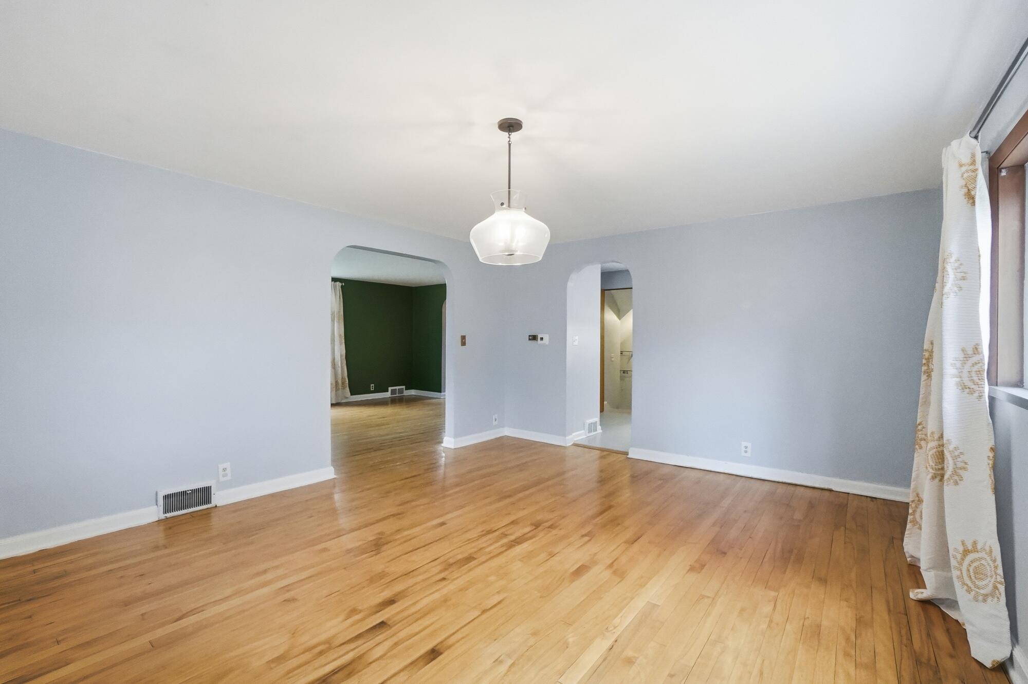 327 Ardmore Road, Springfield, Ohio 45504