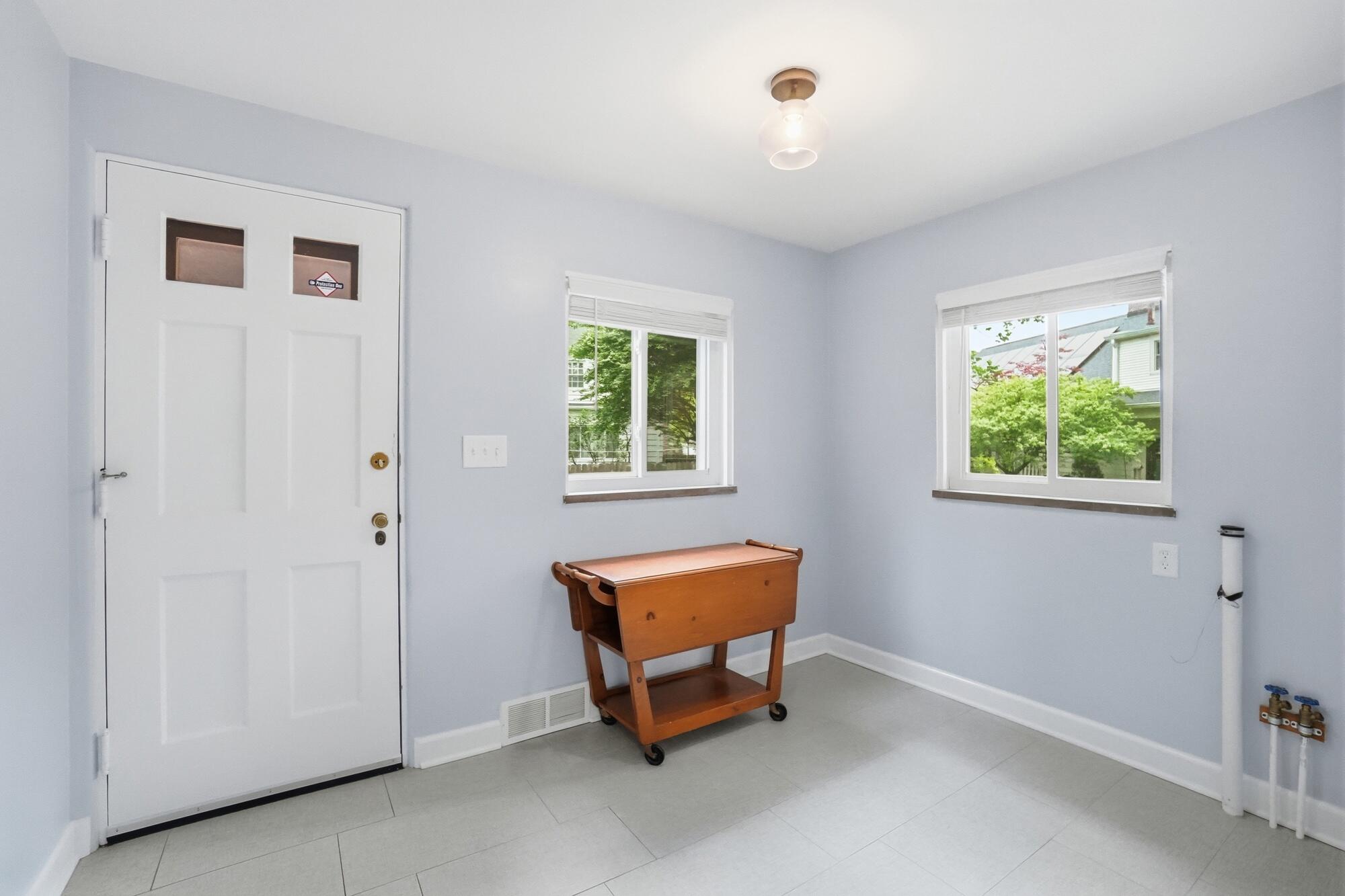 327 Ardmore Road, Springfield, Ohio 45504
