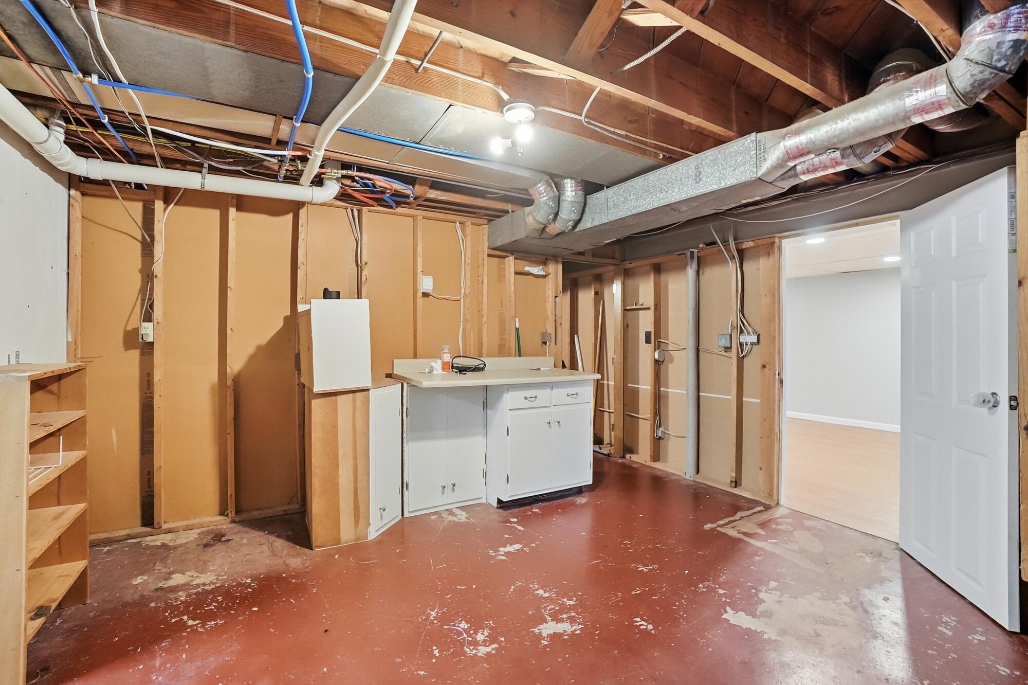 327 Ardmore Road, Springfield, Ohio 45504