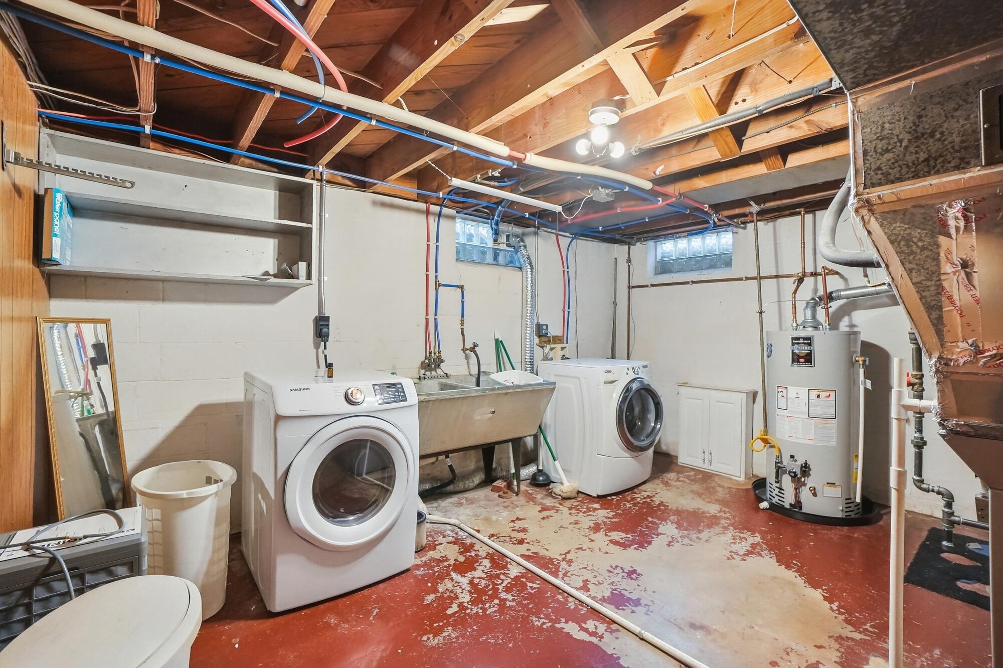 327 Ardmore Road, Springfield, Ohio 45504