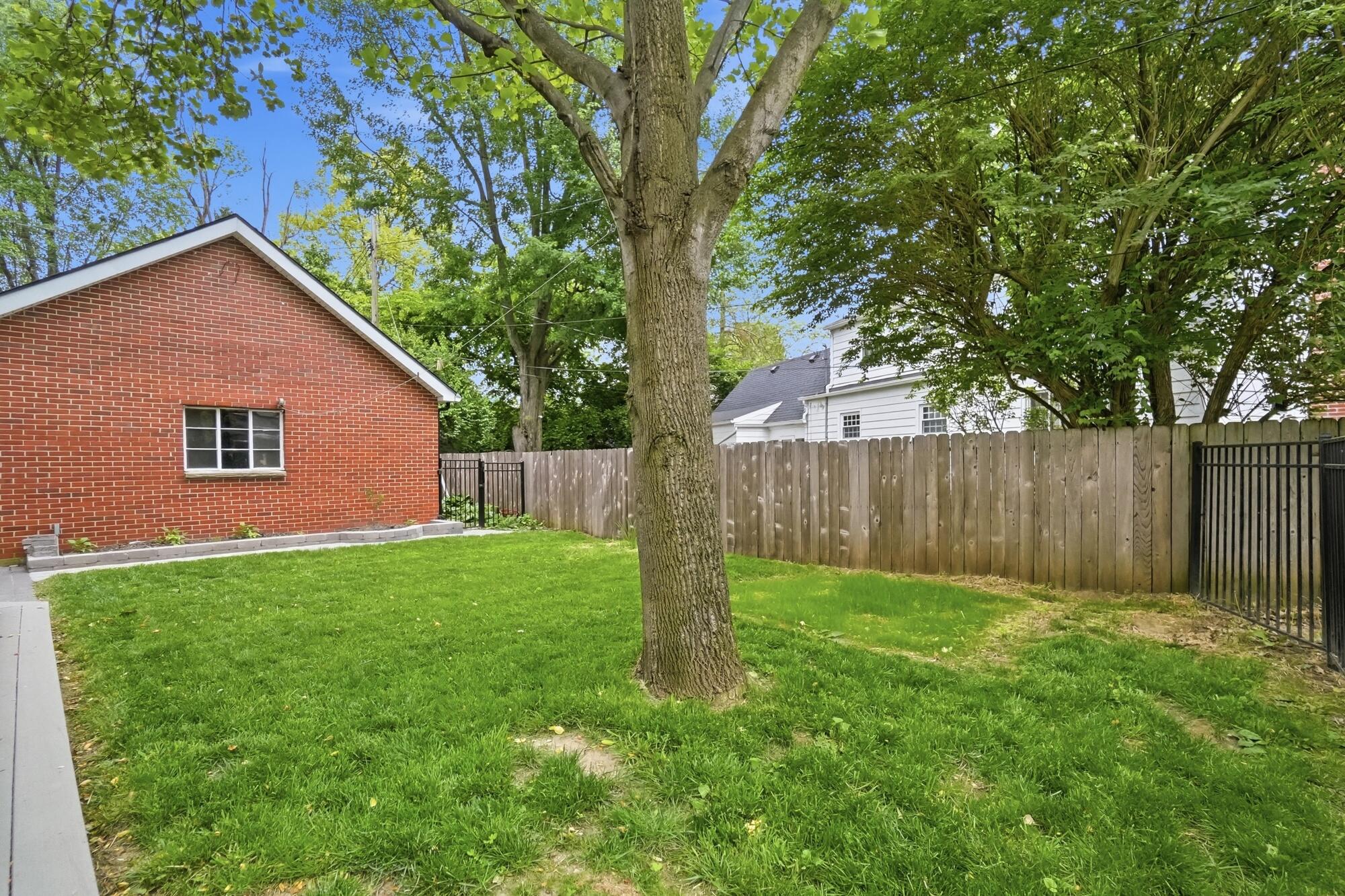 327 Ardmore Road, Springfield, Ohio 45504