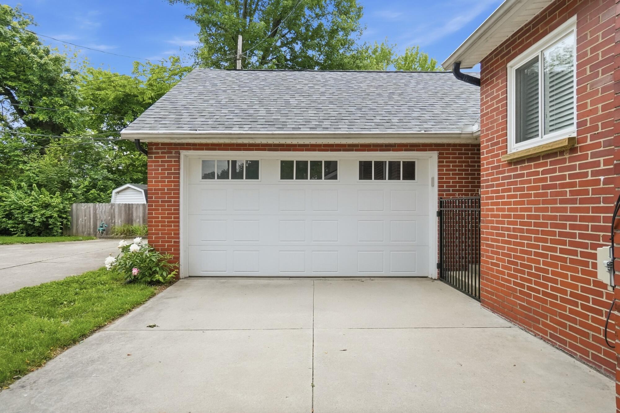 327 Ardmore Road, Springfield, Ohio 45504