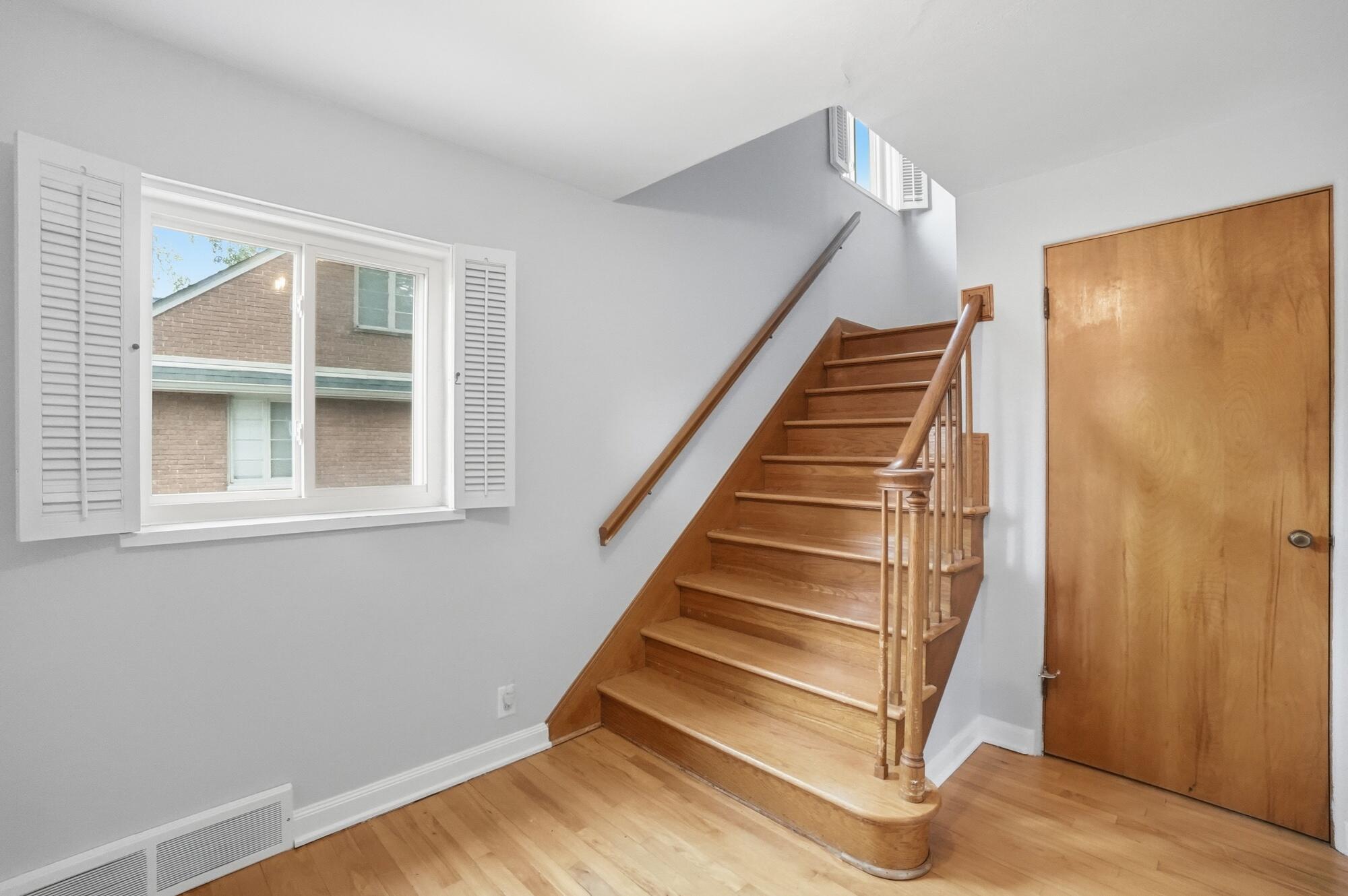 327 Ardmore Road, Springfield, Ohio 45504