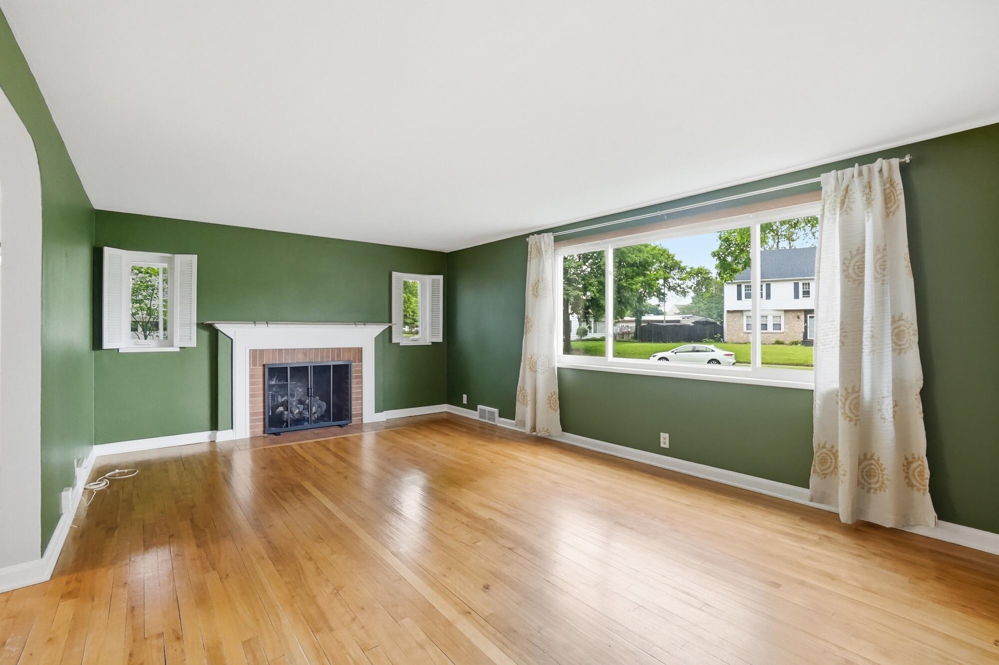 327 Ardmore Road, Springfield, Ohio 45504