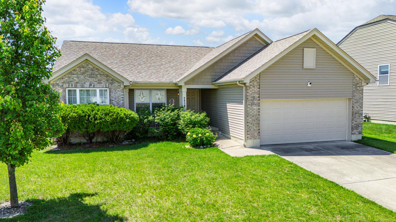 4281 Bergamot Drive, Tipp City, Ohio 45371
