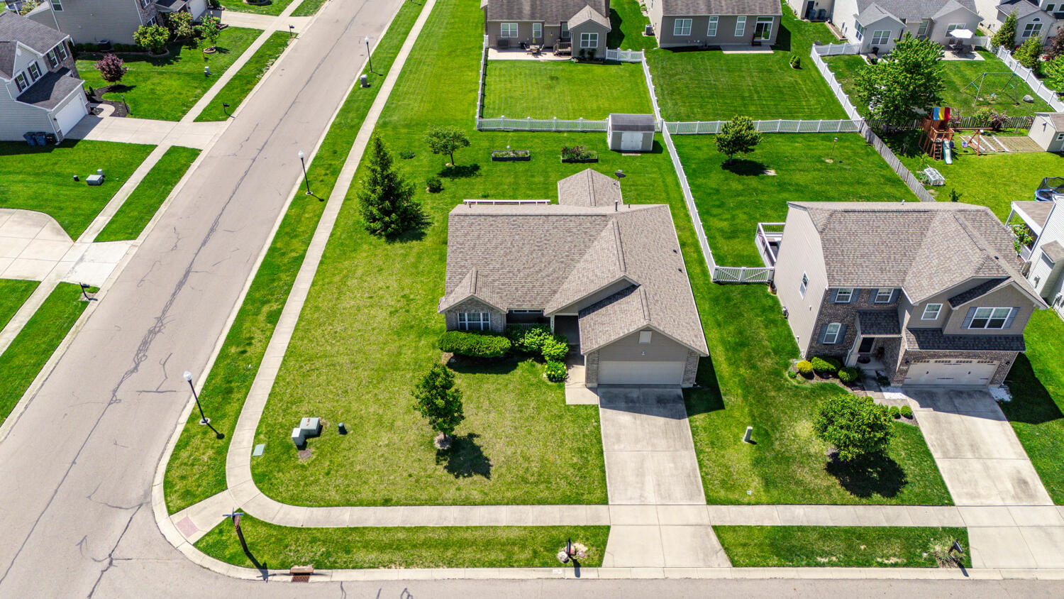 4281 Bergamot Drive, Tipp City, Ohio 45371
