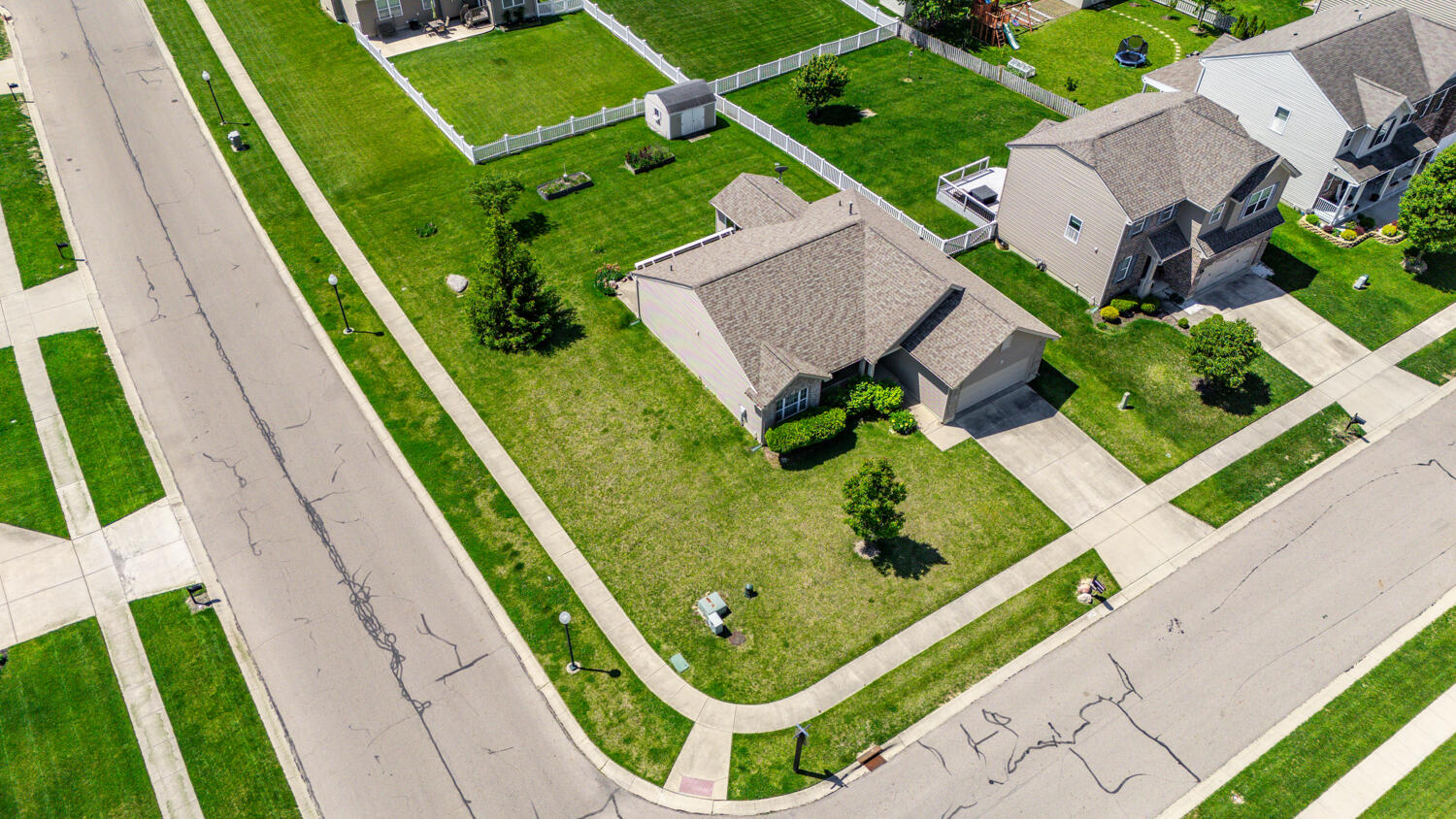 4281 Bergamot Drive, Tipp City, Ohio 45371