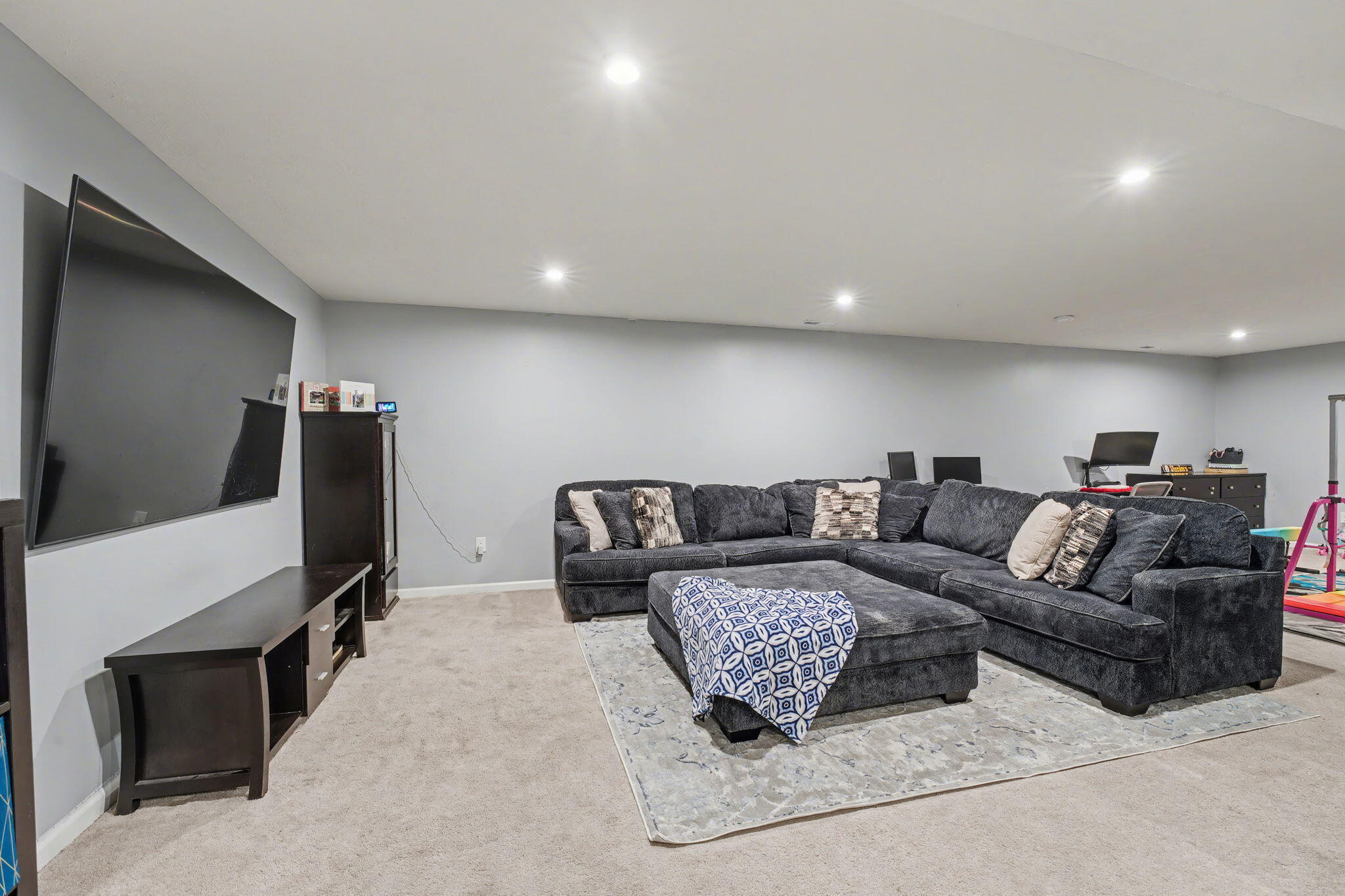 9229 Lakeside Street, Tipp City, Ohio 45371