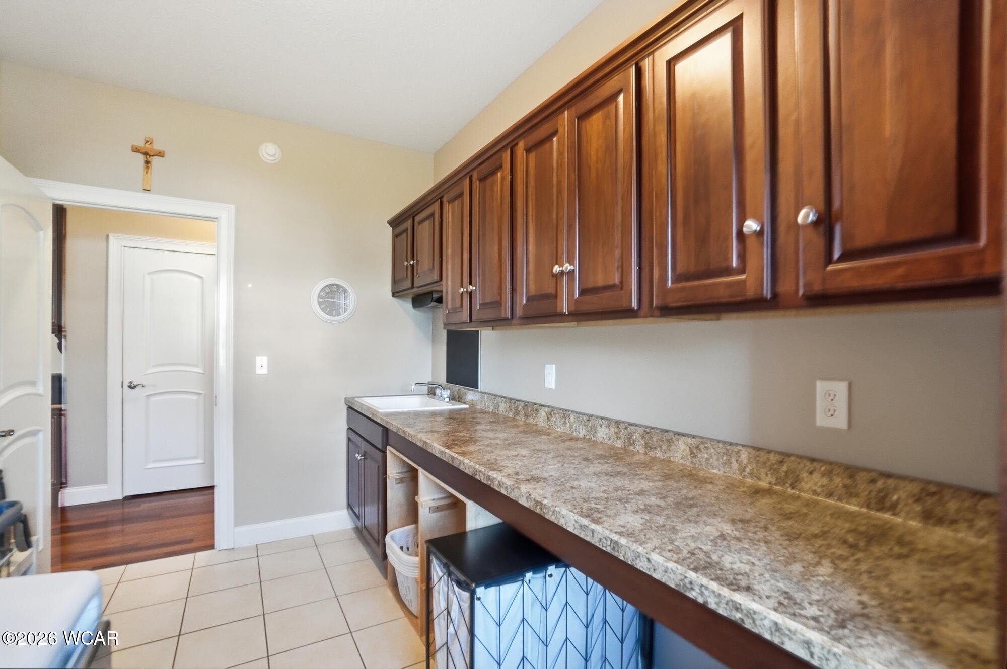 4422 Indian Hill Drive, Lima, Ohio