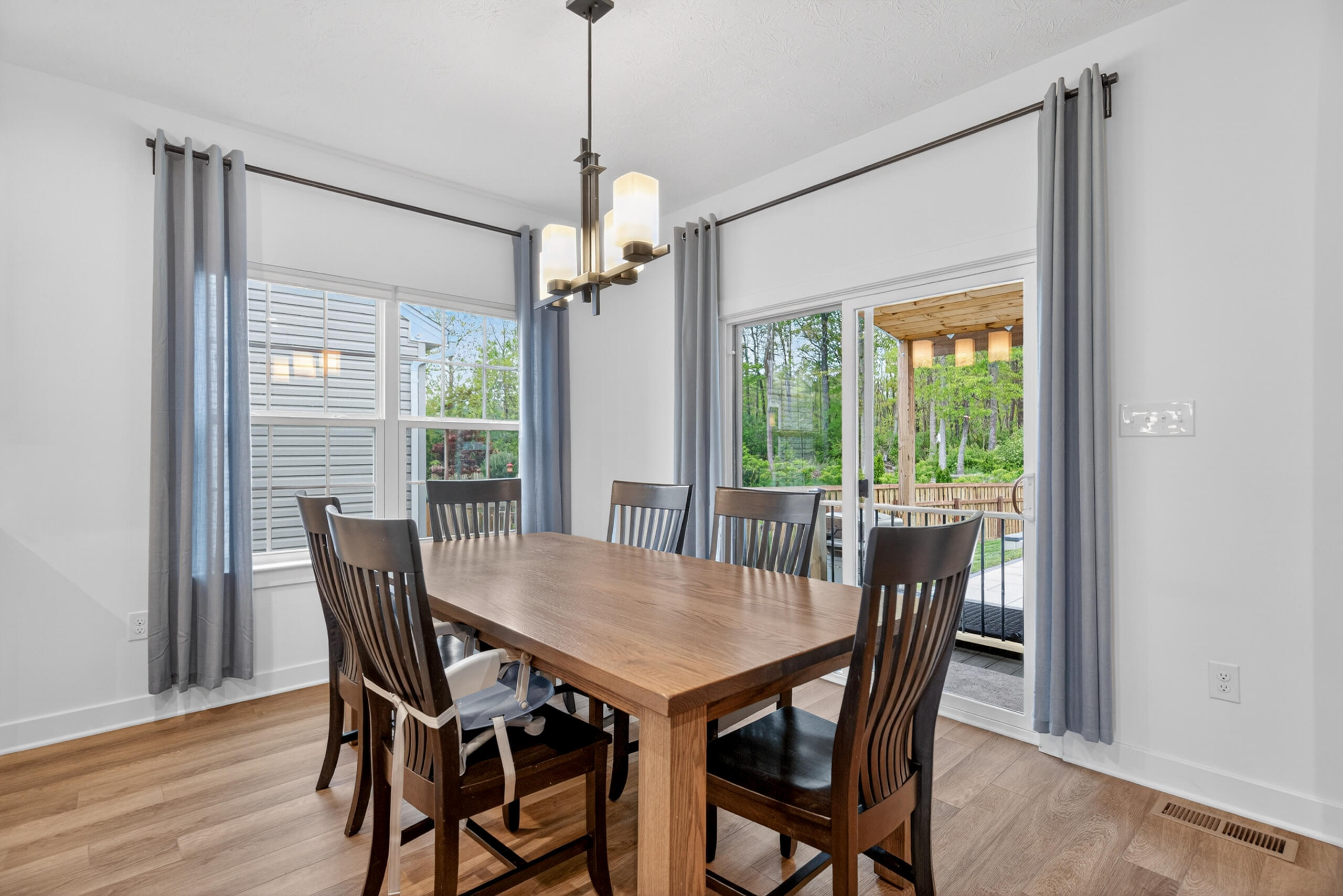 3207 White Ash Drive, Tipp City, Ohio 45371