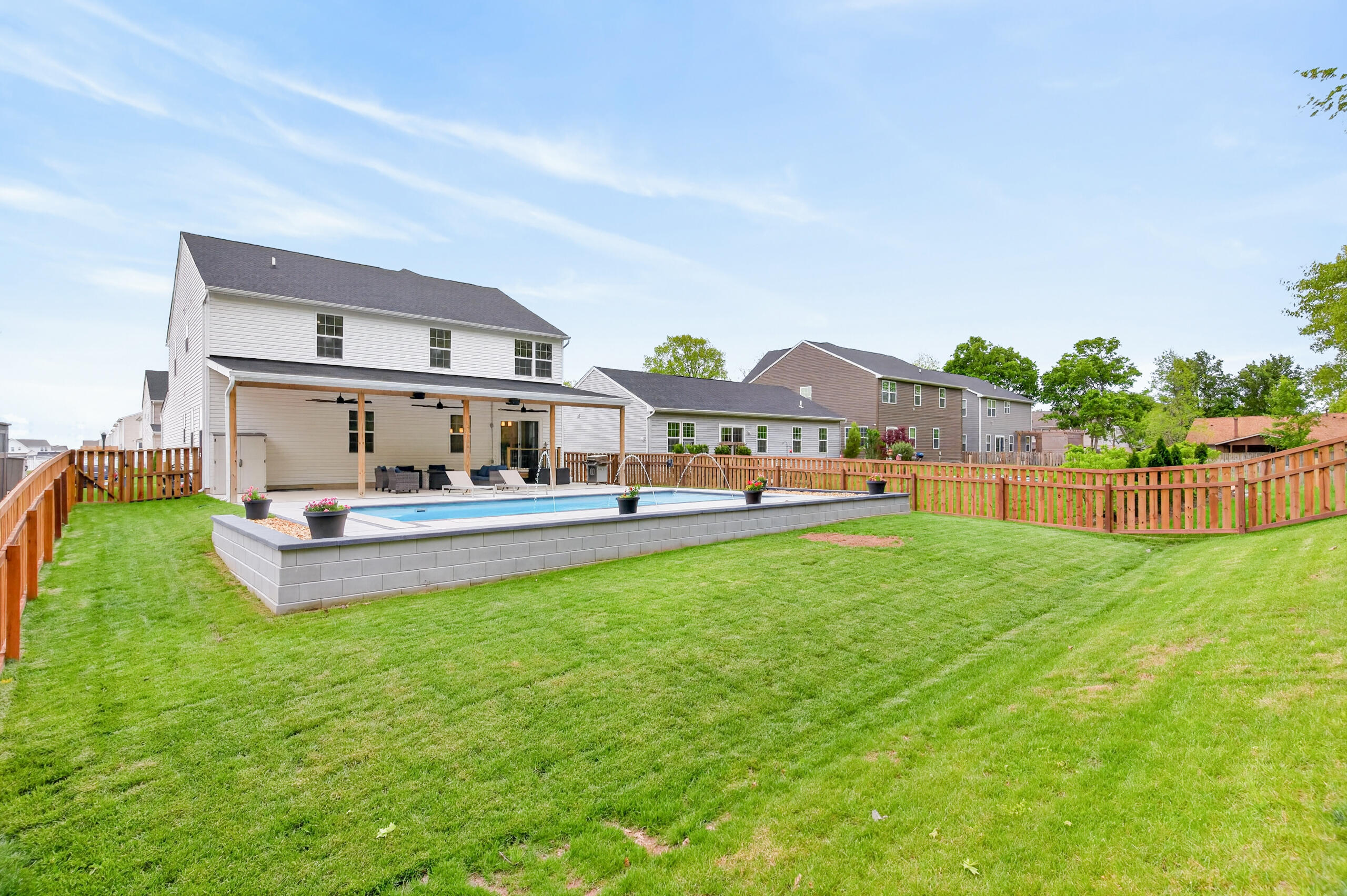 3207 White Ash Drive, Tipp City, Ohio 45371