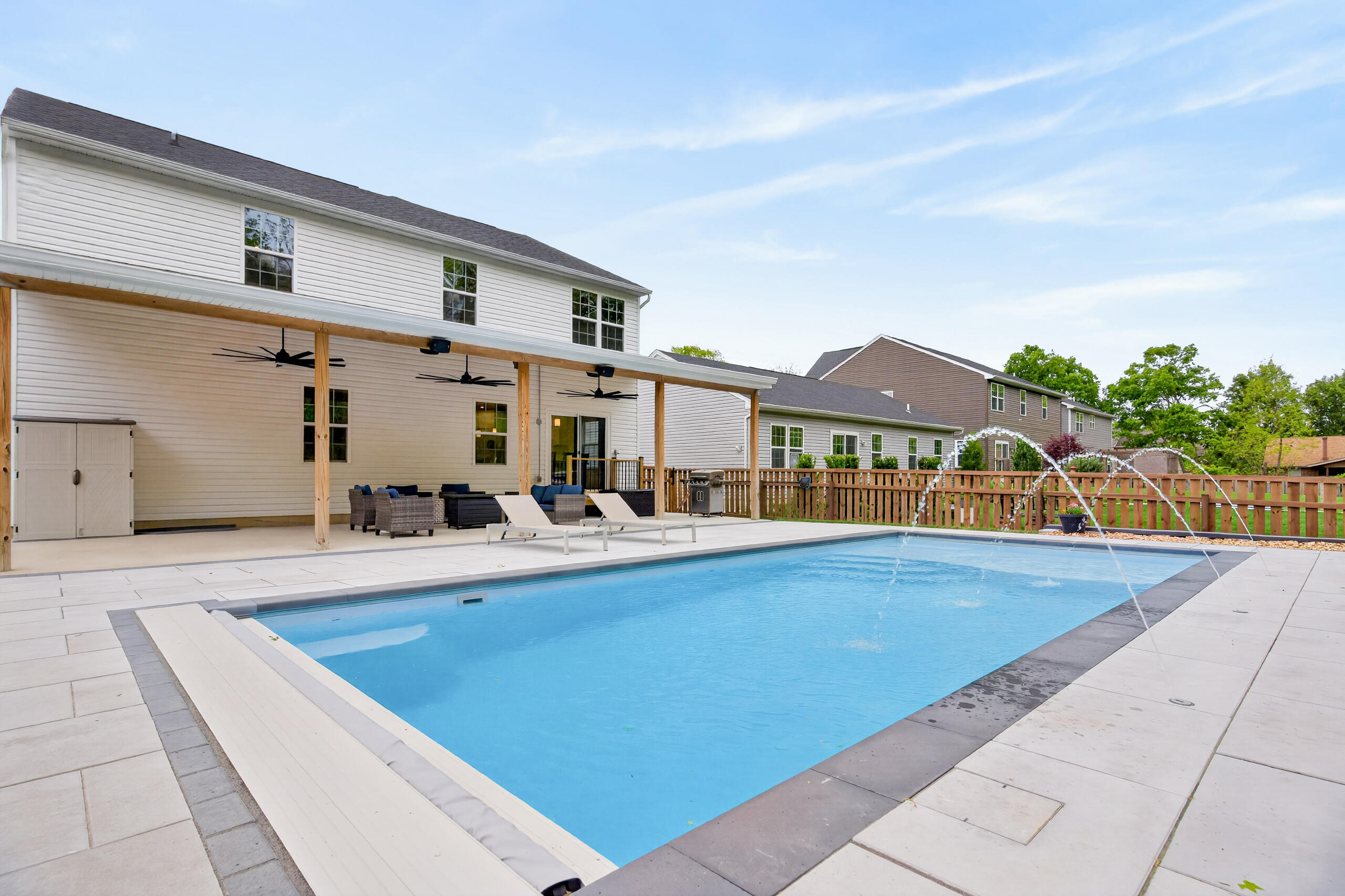 3207 White Ash Drive, Tipp City, Ohio 45371
