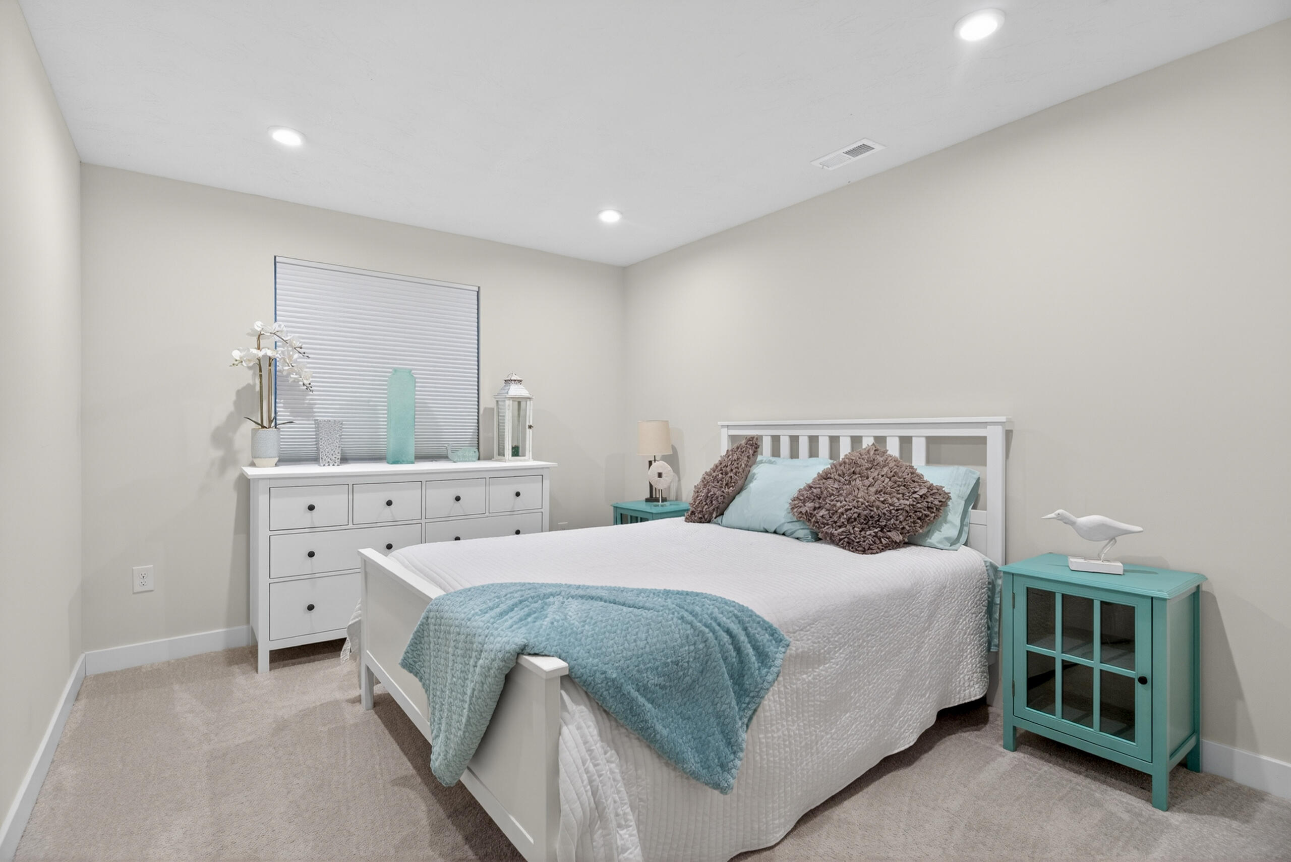 3207 White Ash Drive, Tipp City, Ohio 45371