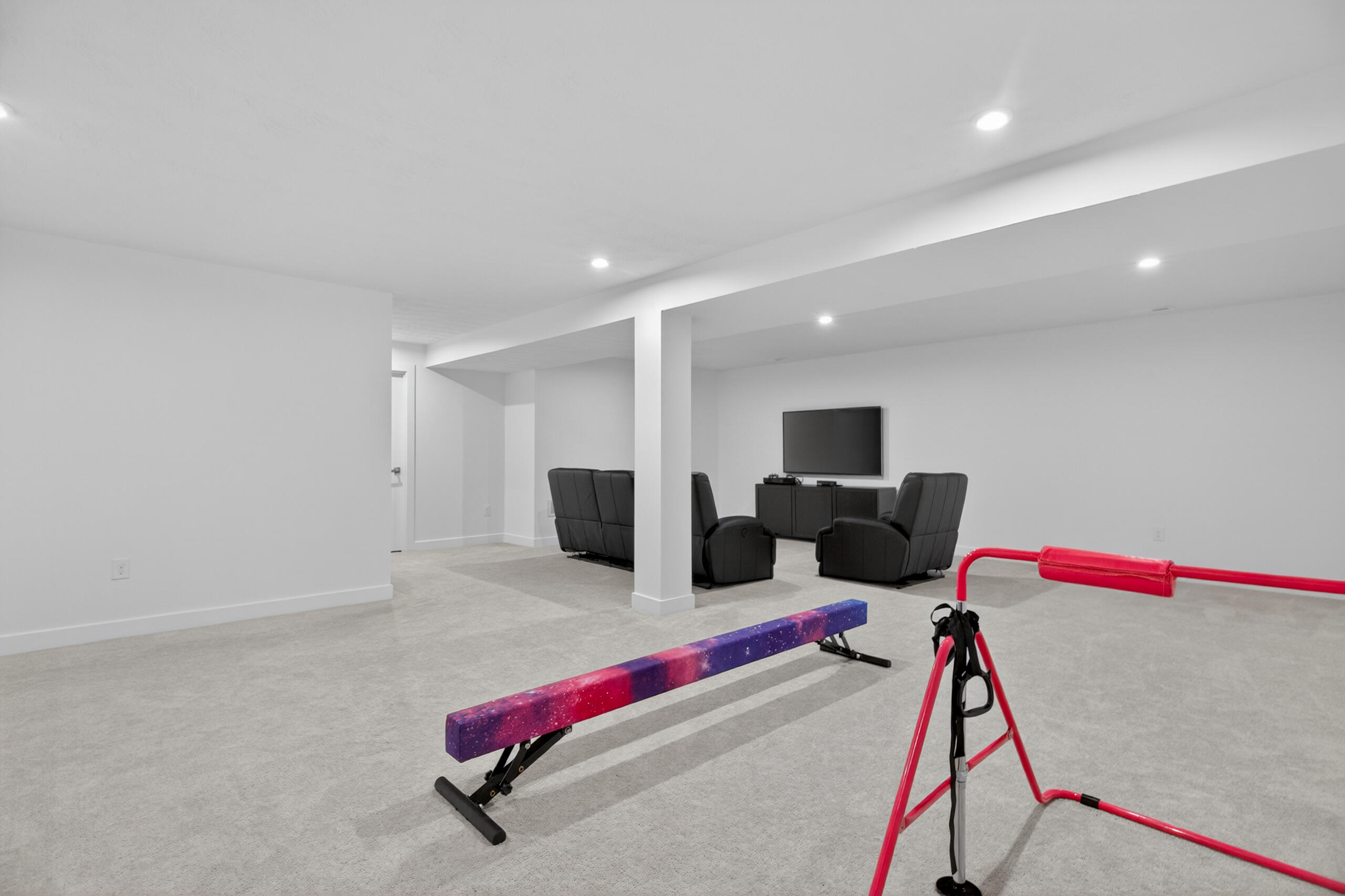 3207 White Ash Drive, Tipp City, Ohio 45371