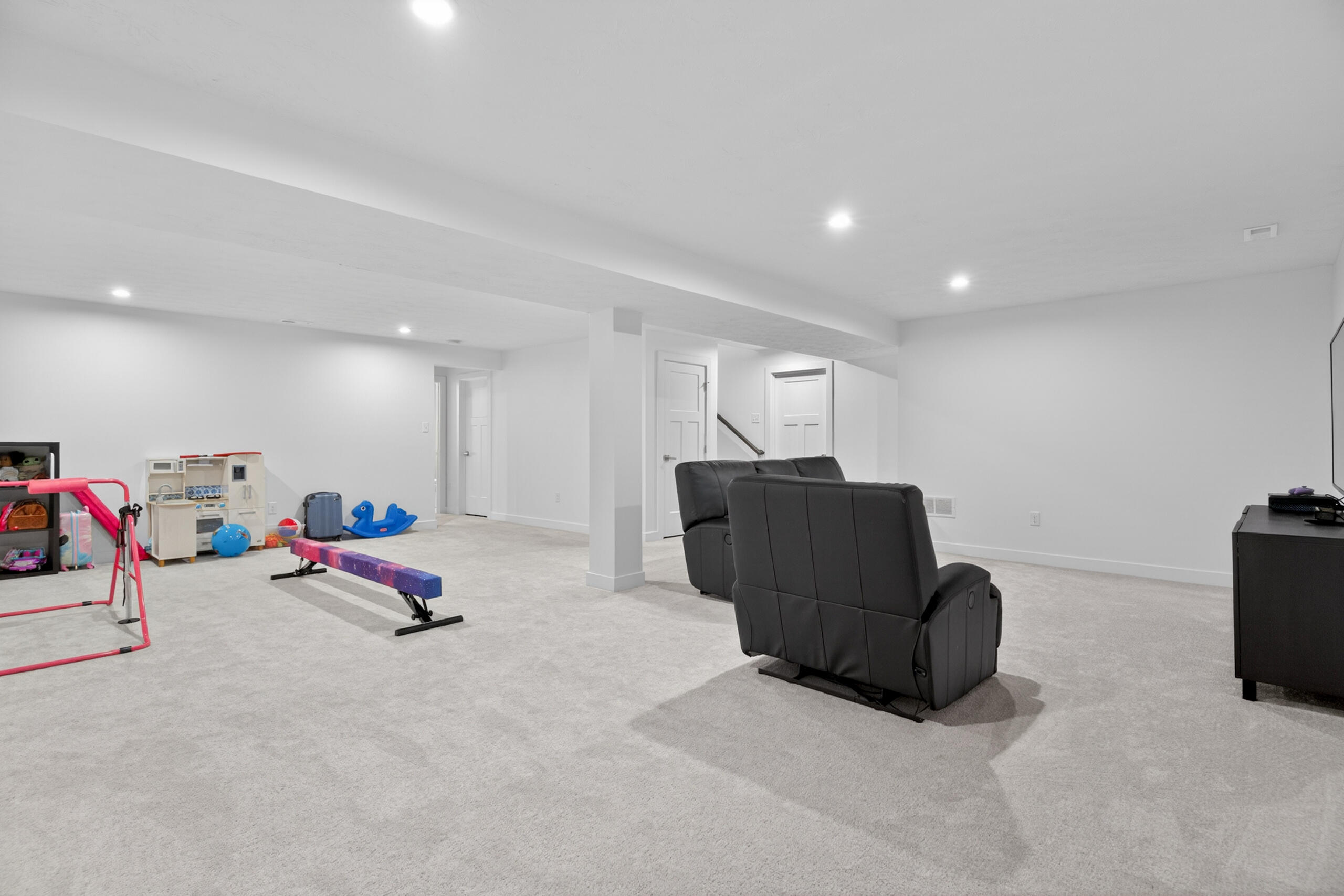 3207 White Ash Drive, Tipp City, Ohio 45371