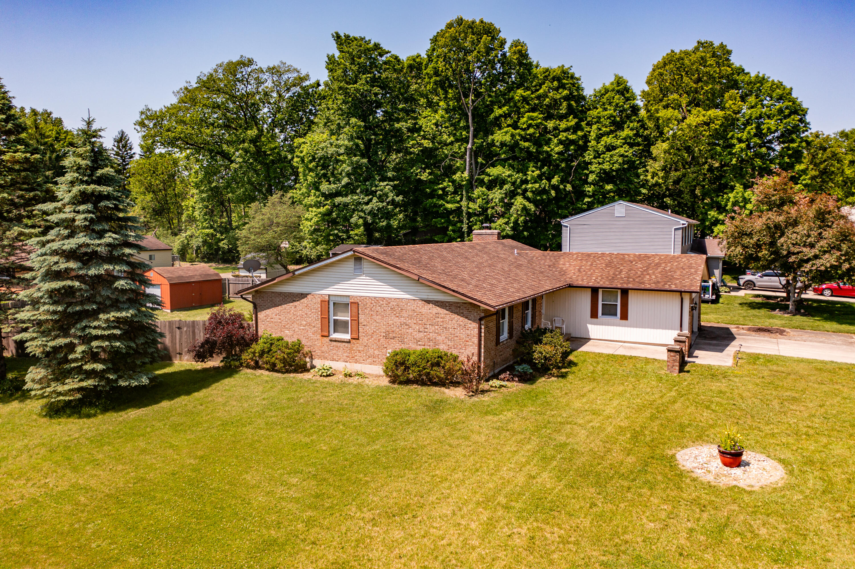 4200 Linchmere Drive, Clayton, Ohio 45415