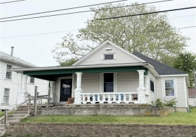 304 Staunton Street, Piqua, Ohio 45356, 2 Bedrooms Bedrooms, ,1 BathroomBathrooms,Residential,For Sale,Staunton,1045750