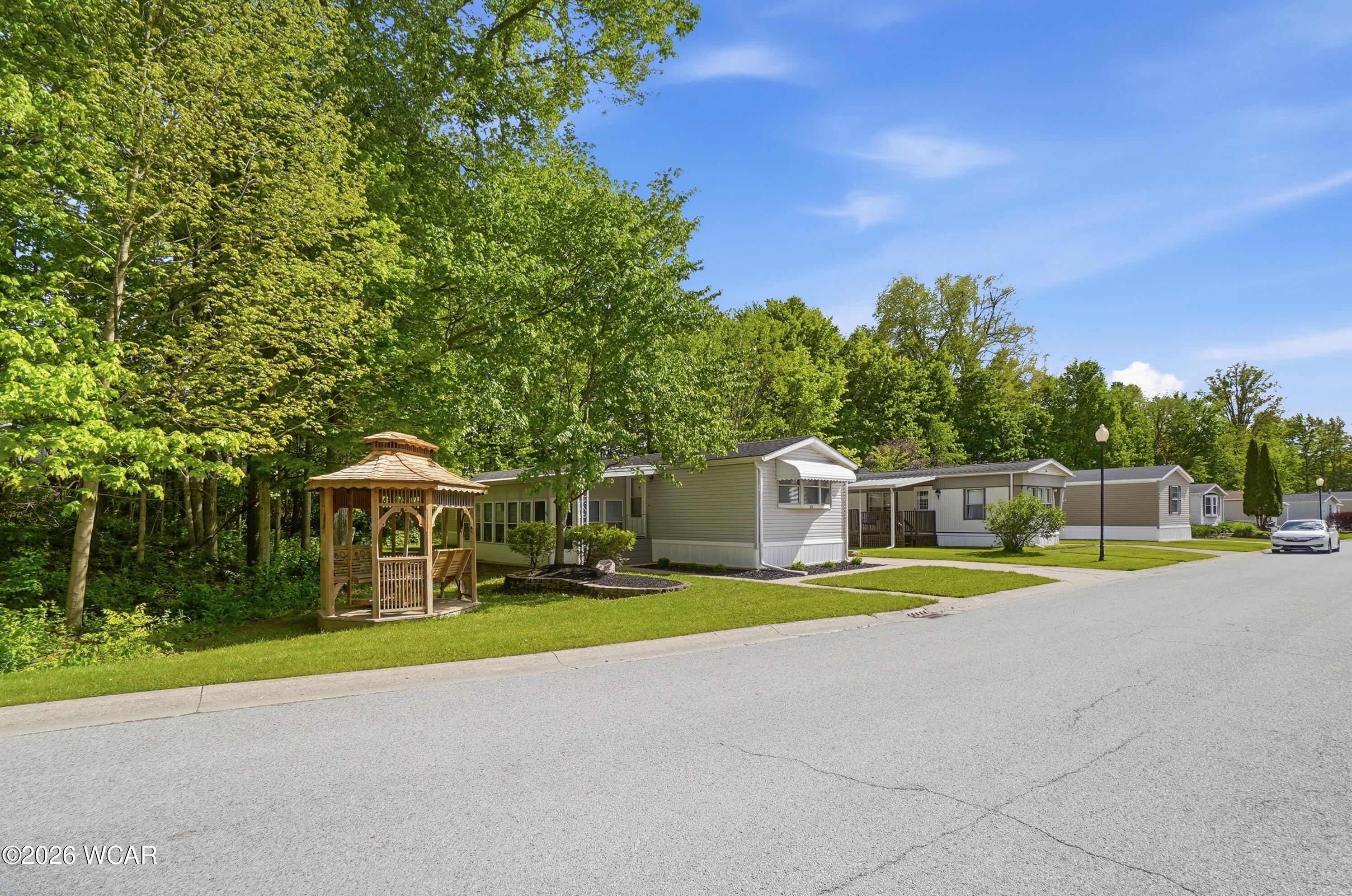39 Lakeside Drive, Lima, Ohio
