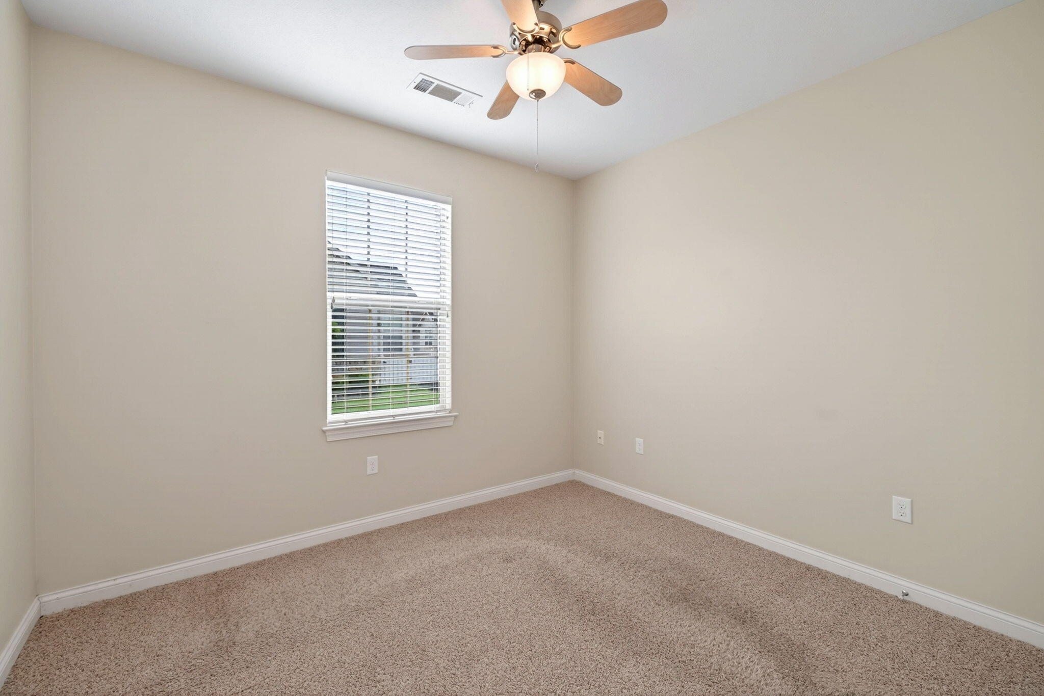 7049 Creekside Circle, Fairborn, Ohio 45324