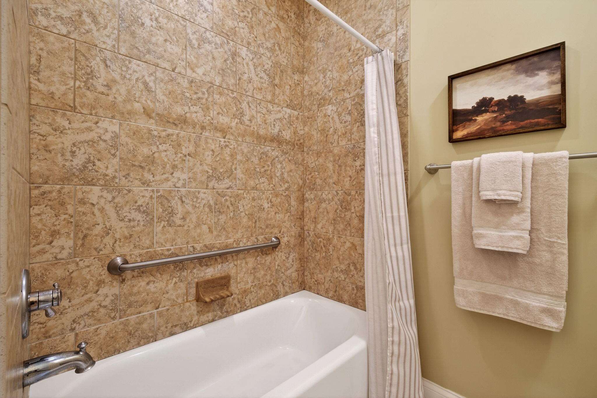 7049 Creekside Circle, Fairborn, Ohio 45324
