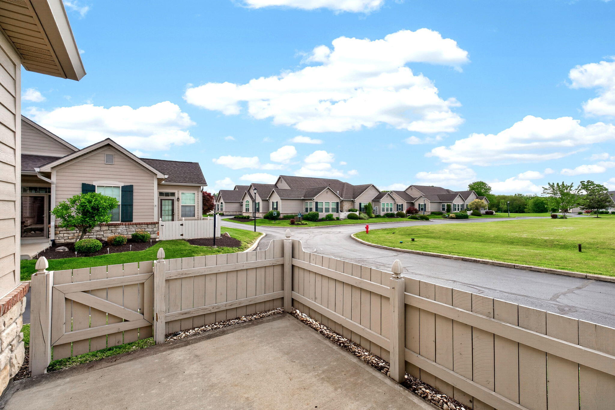7049 Creekside Circle, Fairborn, Ohio 45324