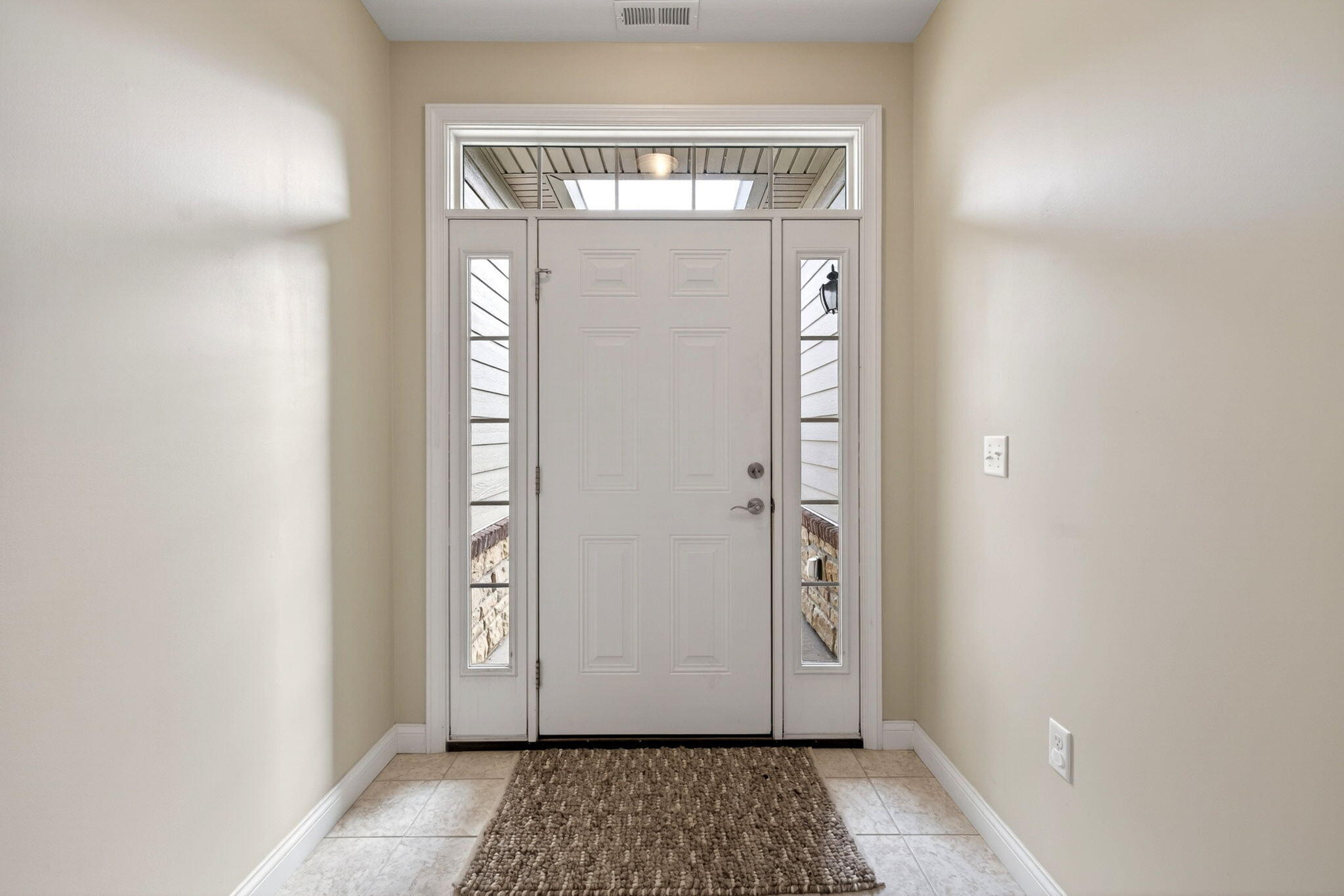 7049 Creekside Circle, Fairborn, Ohio 45324